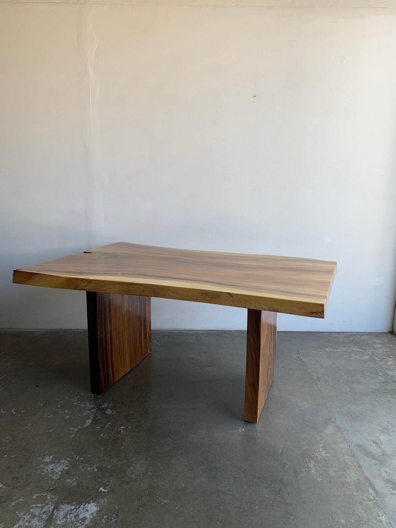 Live Edge Indoor / Outdoor Dining Table 3