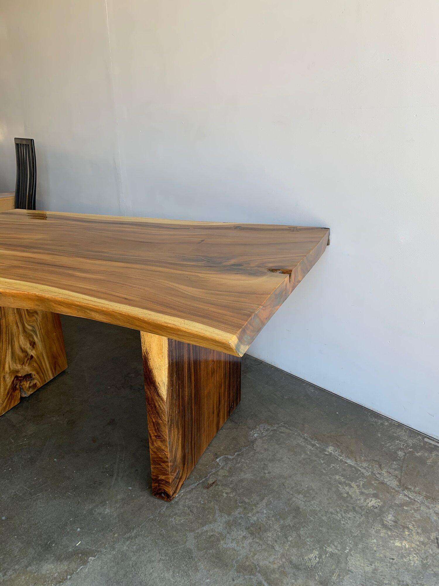 Live Edge Indoor / Outdoor Dining Table 8