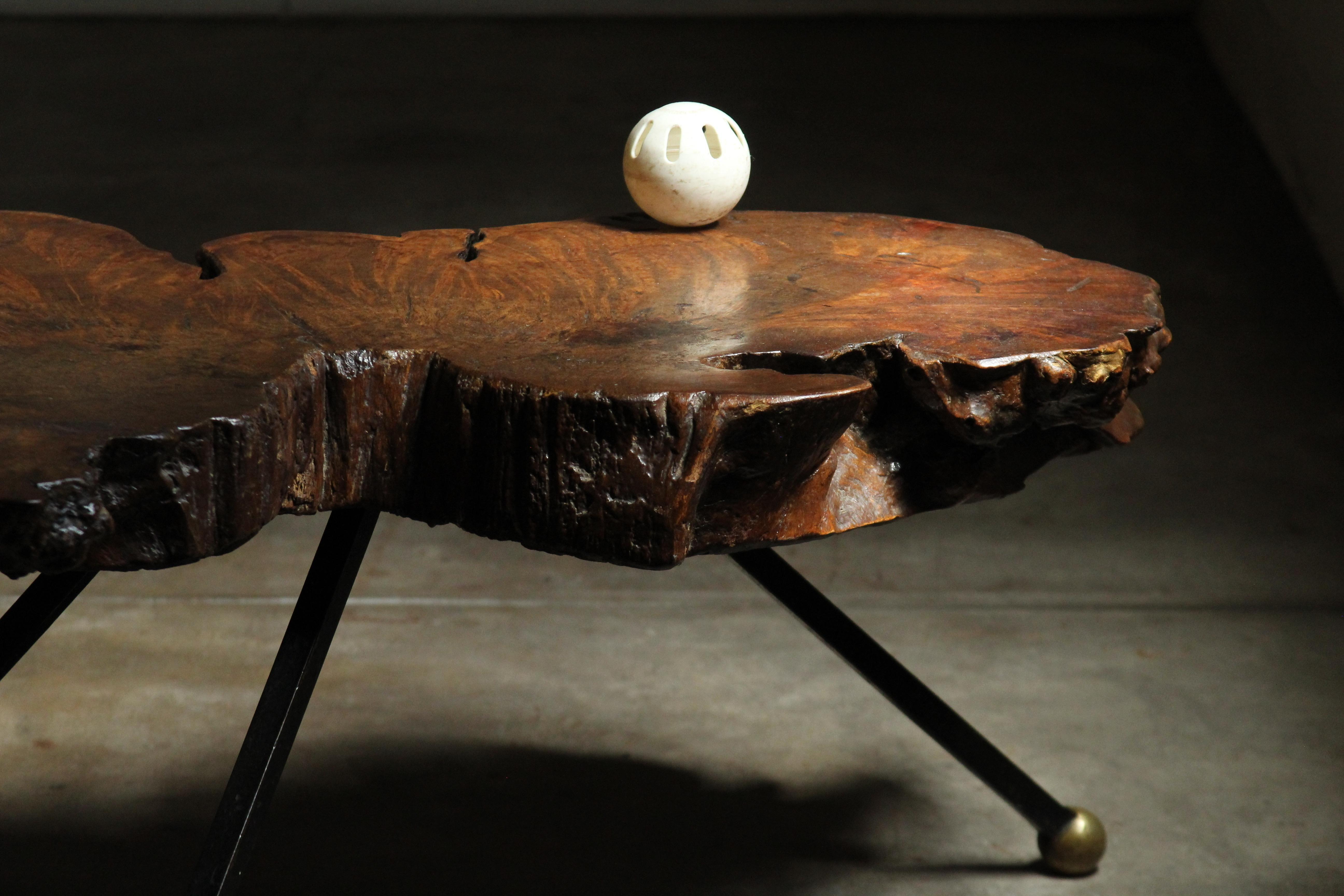 Live Edge Ironwood Coffee Table by Sabena of Mexico, 1960s For Sale 10