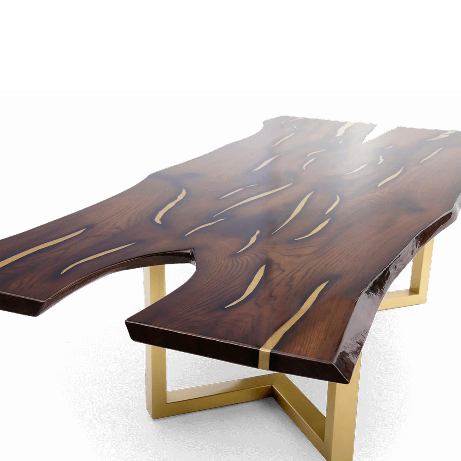 Incrusté Grande table de salle à manger contemporaine Live Edge en chêne, bois de frêne, laiton ou cuivre en vente