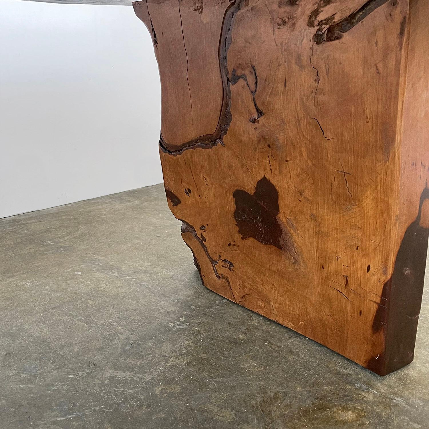 Table basse Live Edge du milieu du siècle dernier en vente 5