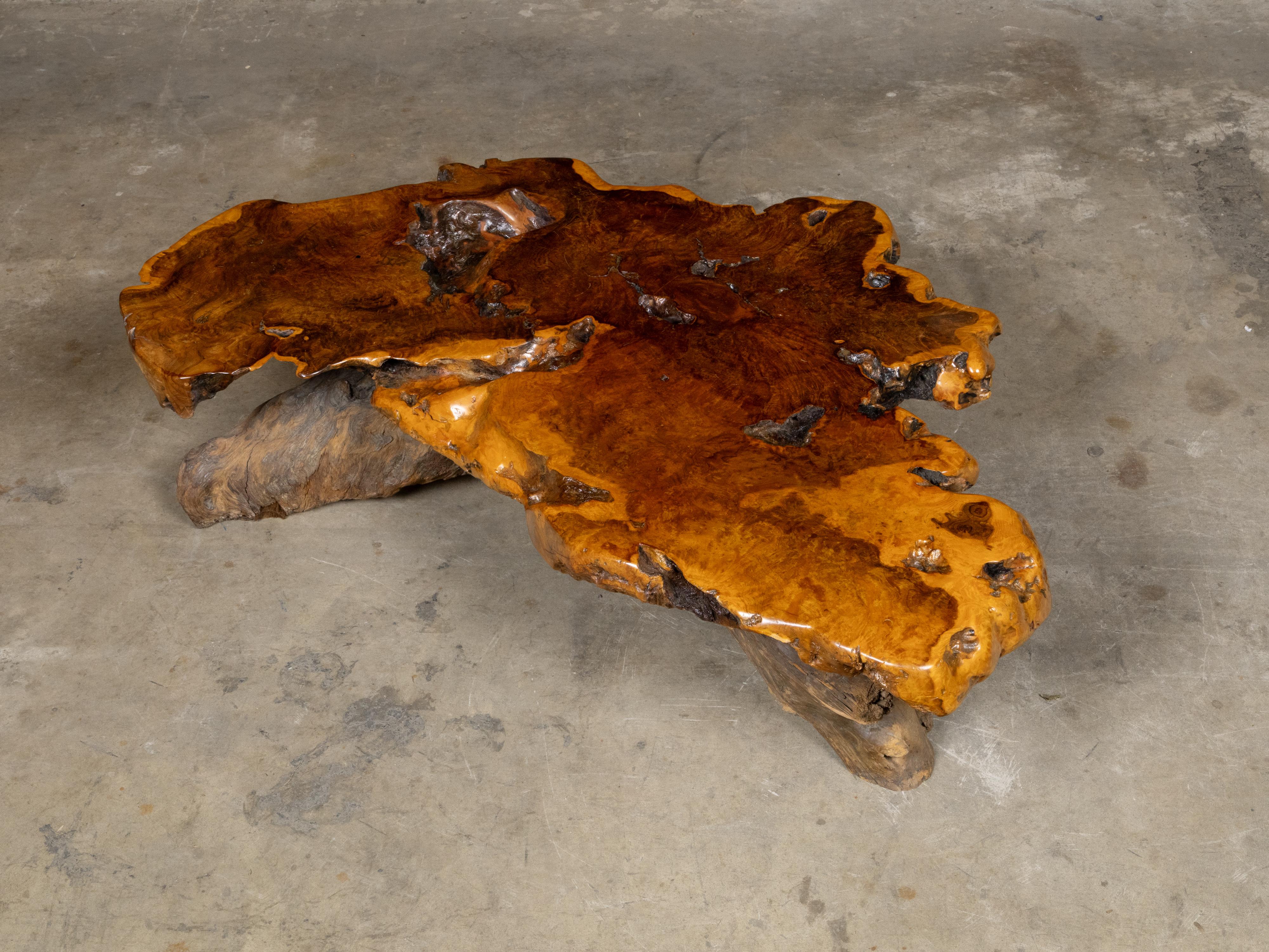 Live Edge Redwood America  Coffee Table with Rustic Character, Vintage For Sale 1