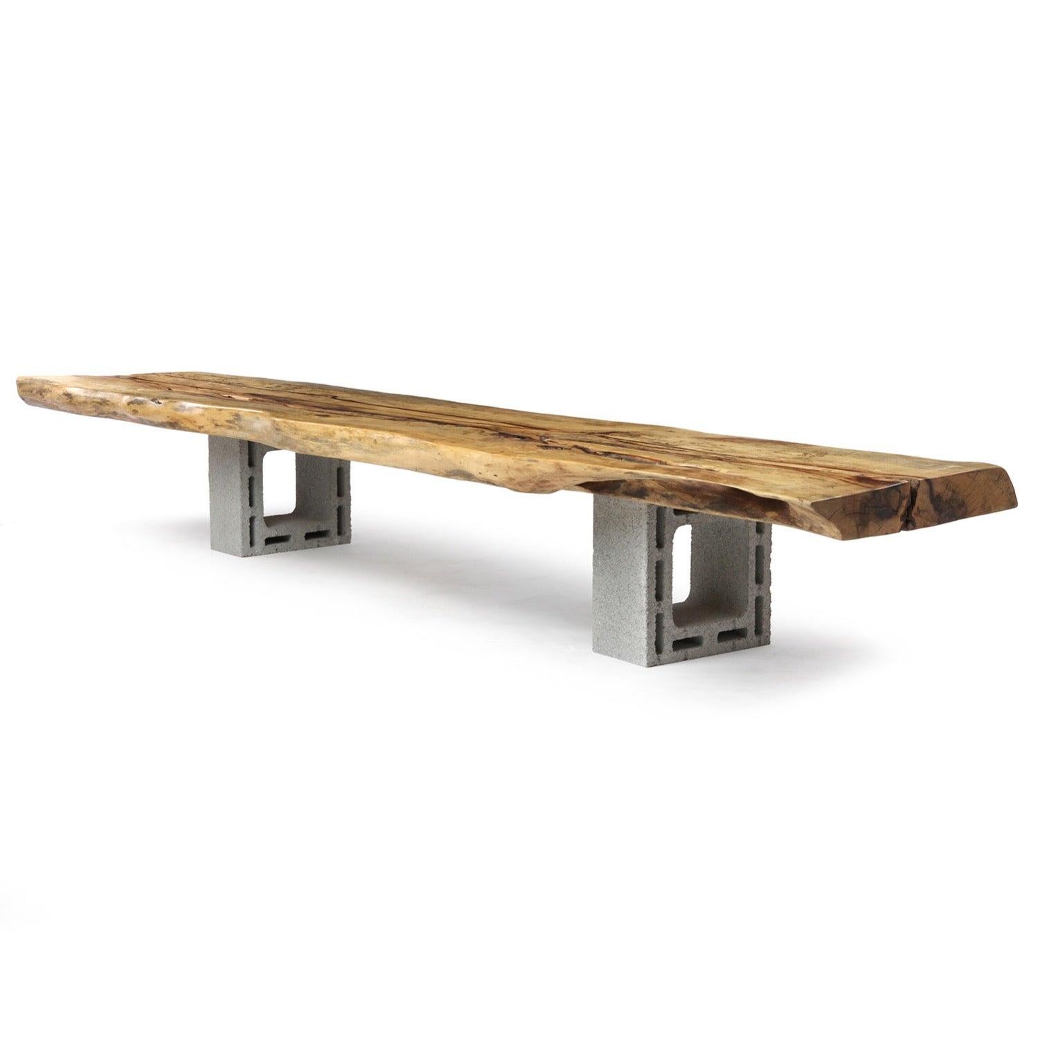Banc en dalles à bords vifs, États-Unis, années 1980 État moyen - En vente à Sagaponack, NY