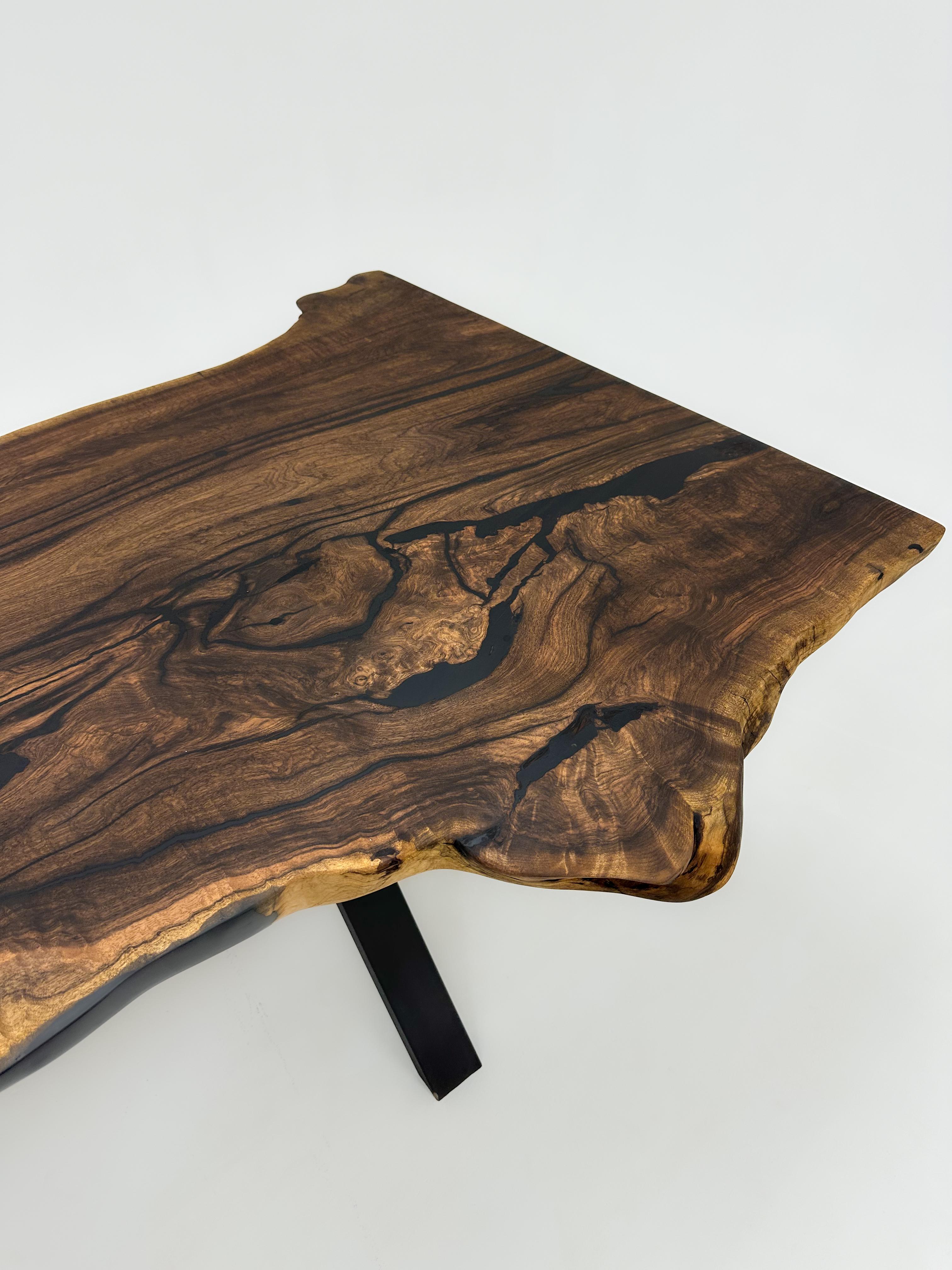 Massive One Piece Slab Live Edge Walnut Wood Dining Table For Sale 3