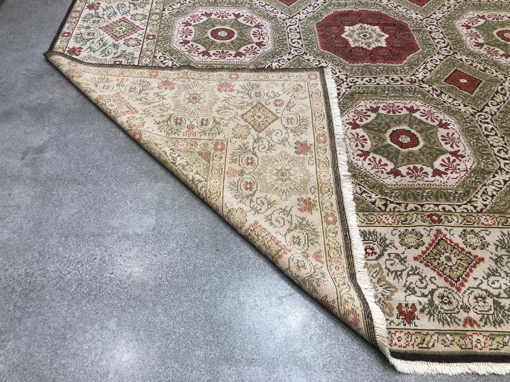 Lively Floral Beige and Coral Rug In New Condition For Sale In Los Angeles, CA