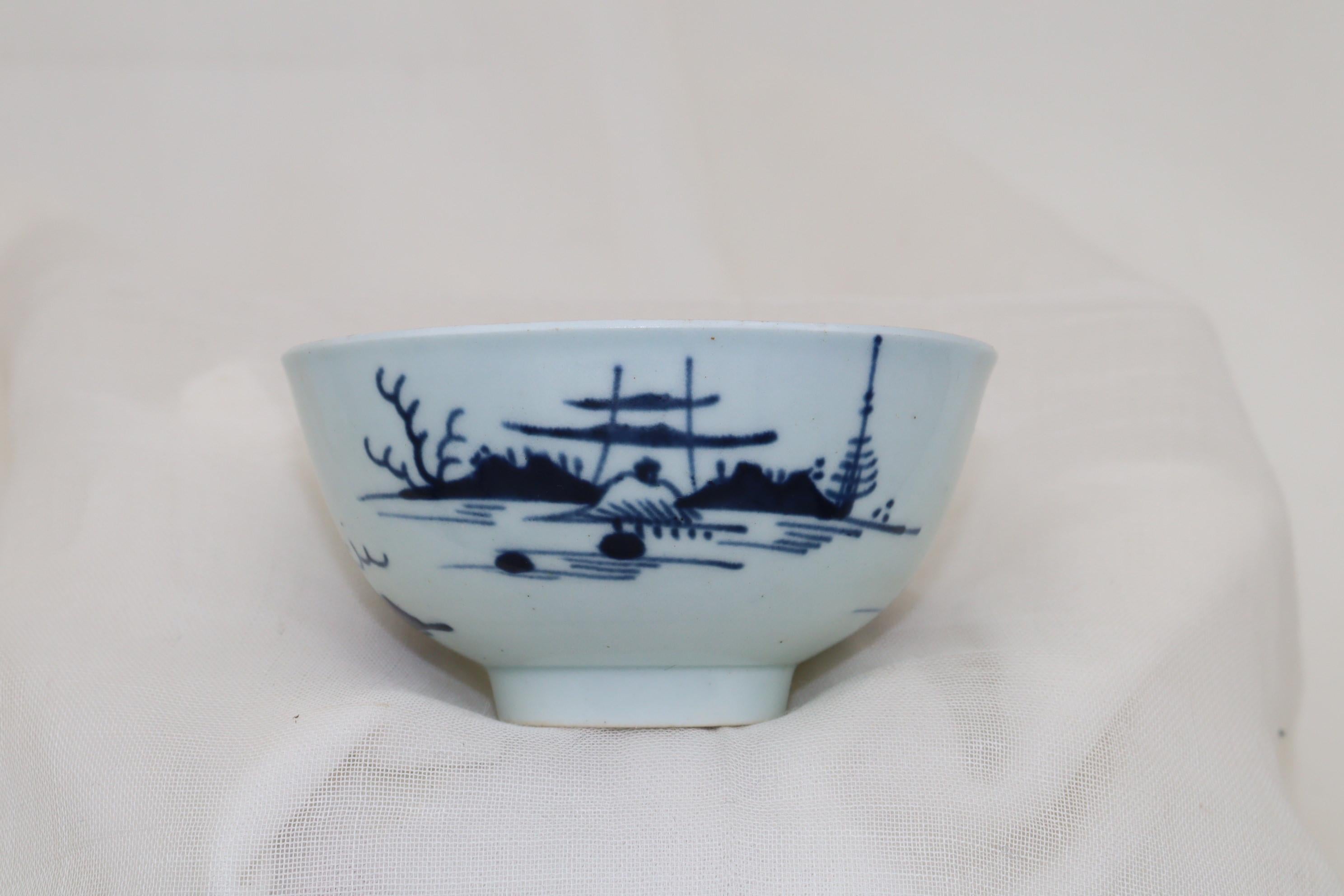 Liverpool porcelain hand painted tea bowl and saucer In Good Condition For Sale In East Geelong, VIC