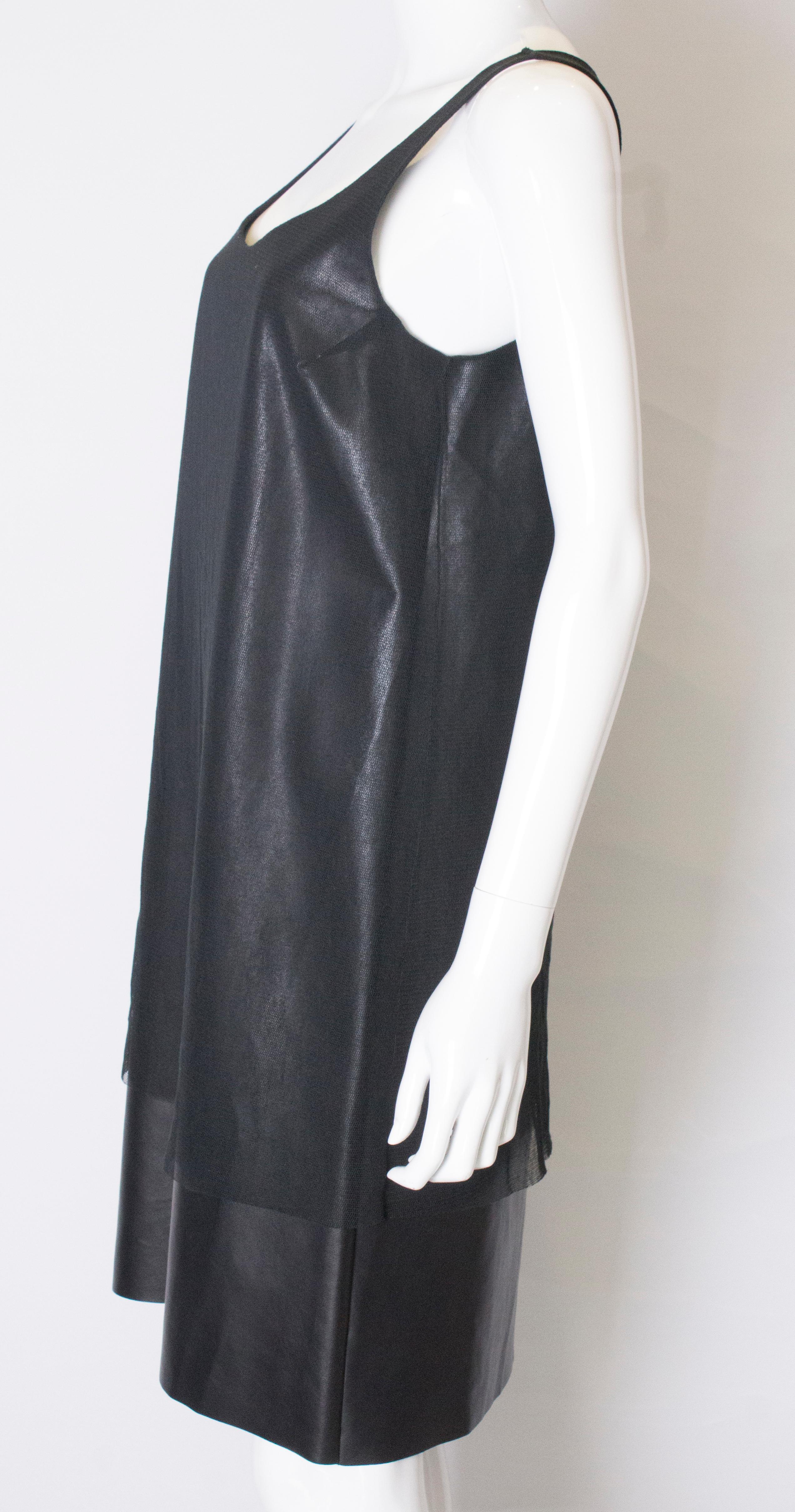 Livian Conti Black Shift Dress In Good Condition For Sale In London, GB