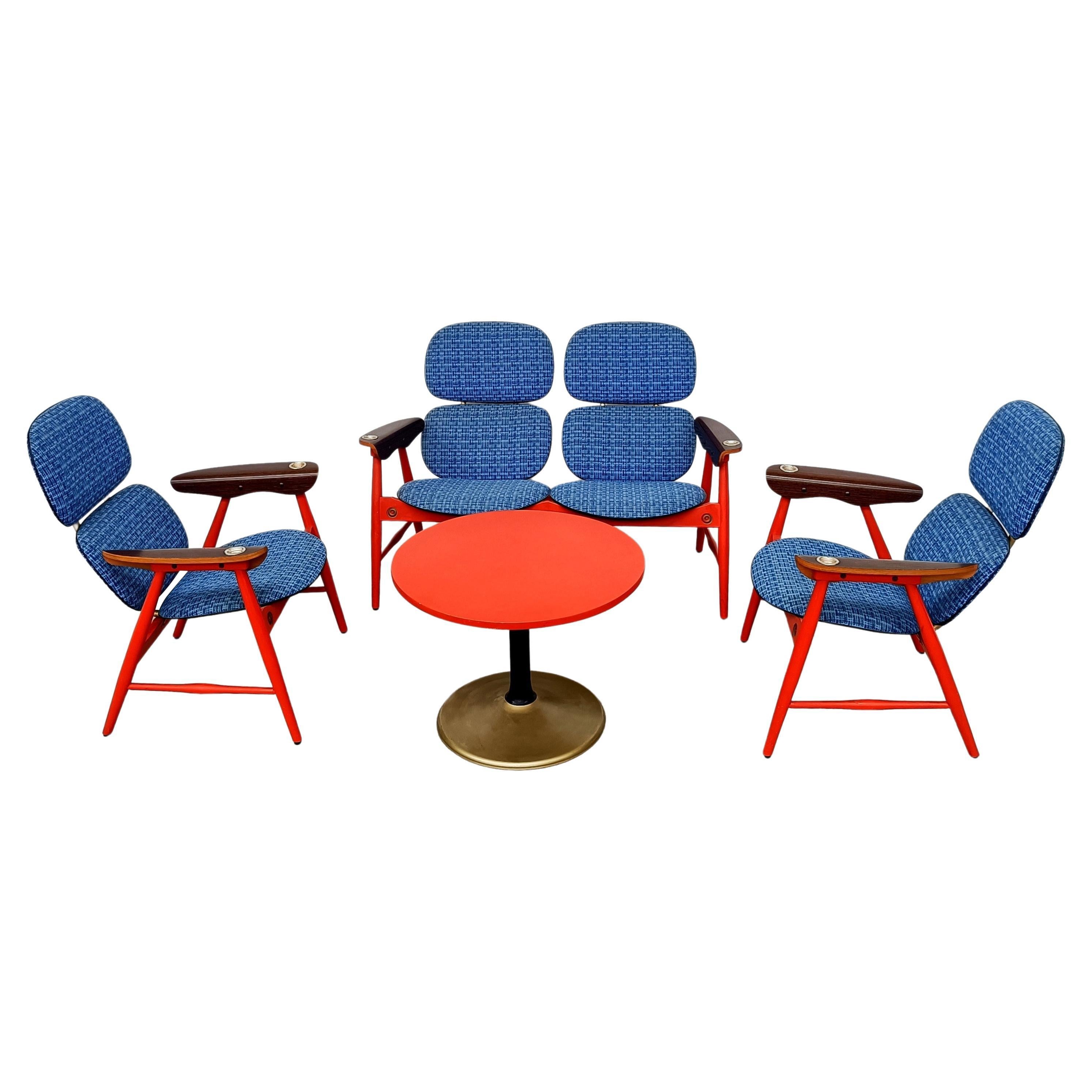 Conjunto de salón, sillones y mesa Loveaseat de Marco Zanuso para Poltronova años 60 en venta