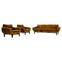 Living room set in amber velvet