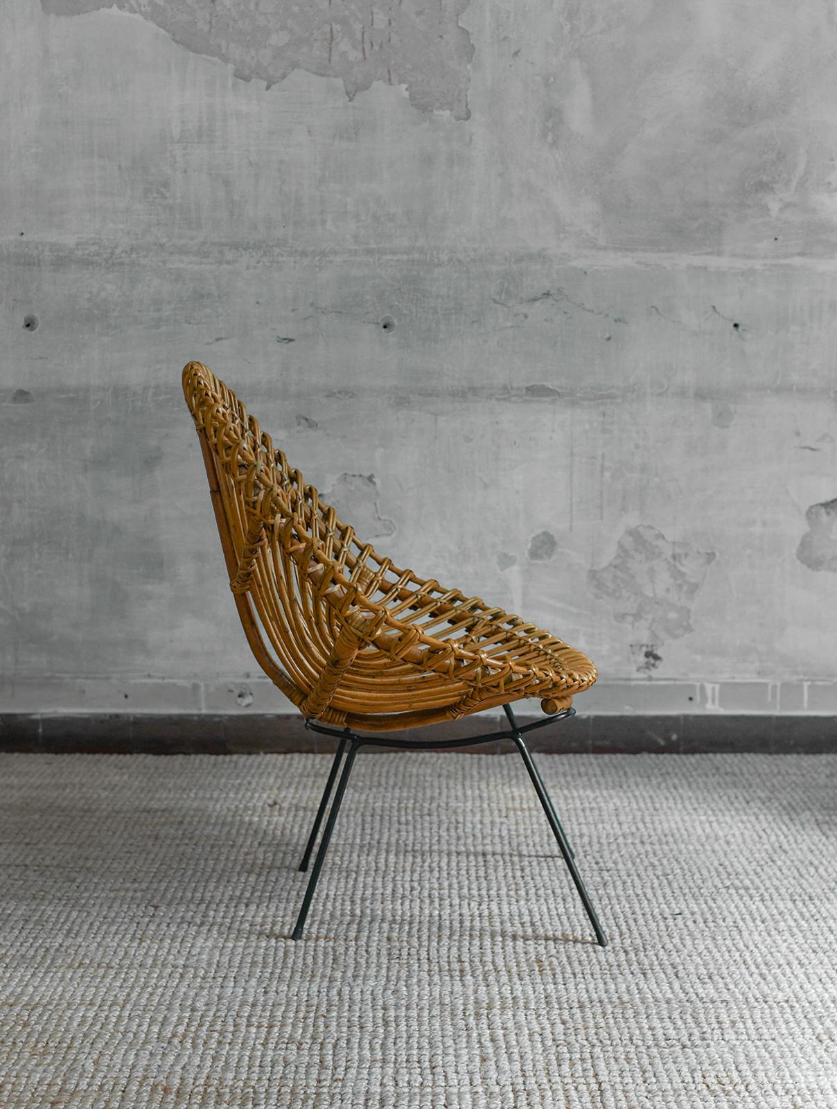Milieu du XXe siècle Ensemble de salon en canne de bambou incurvée et métal, attribuable à Franco Albini en vente