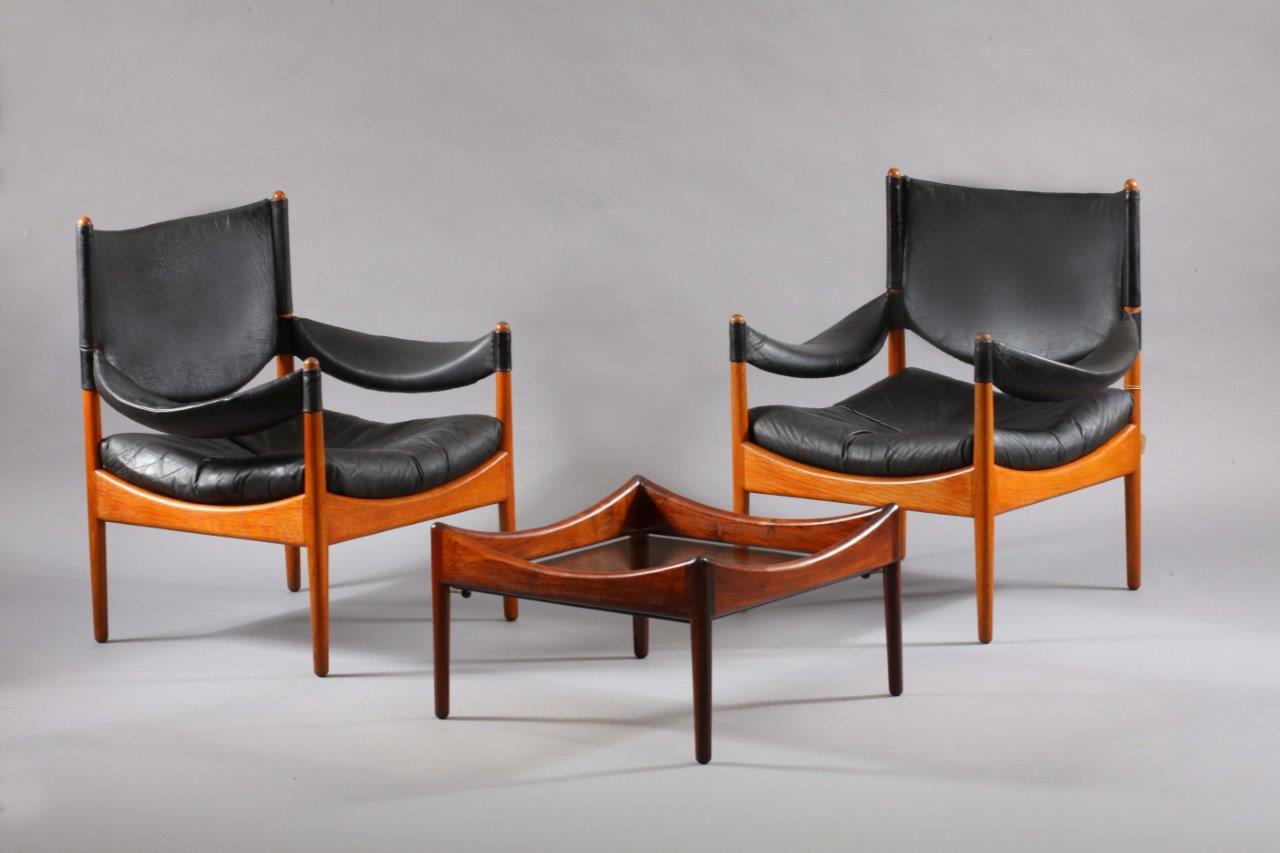 Living room set
two leather armchairs and table,
solid oak,
Christian Vedel,
manufacter Soren Willadsen
Denmark 1950
height 66cm, depth 54cm width 54cm
Table 55 x 55cm, height 30cm.

 