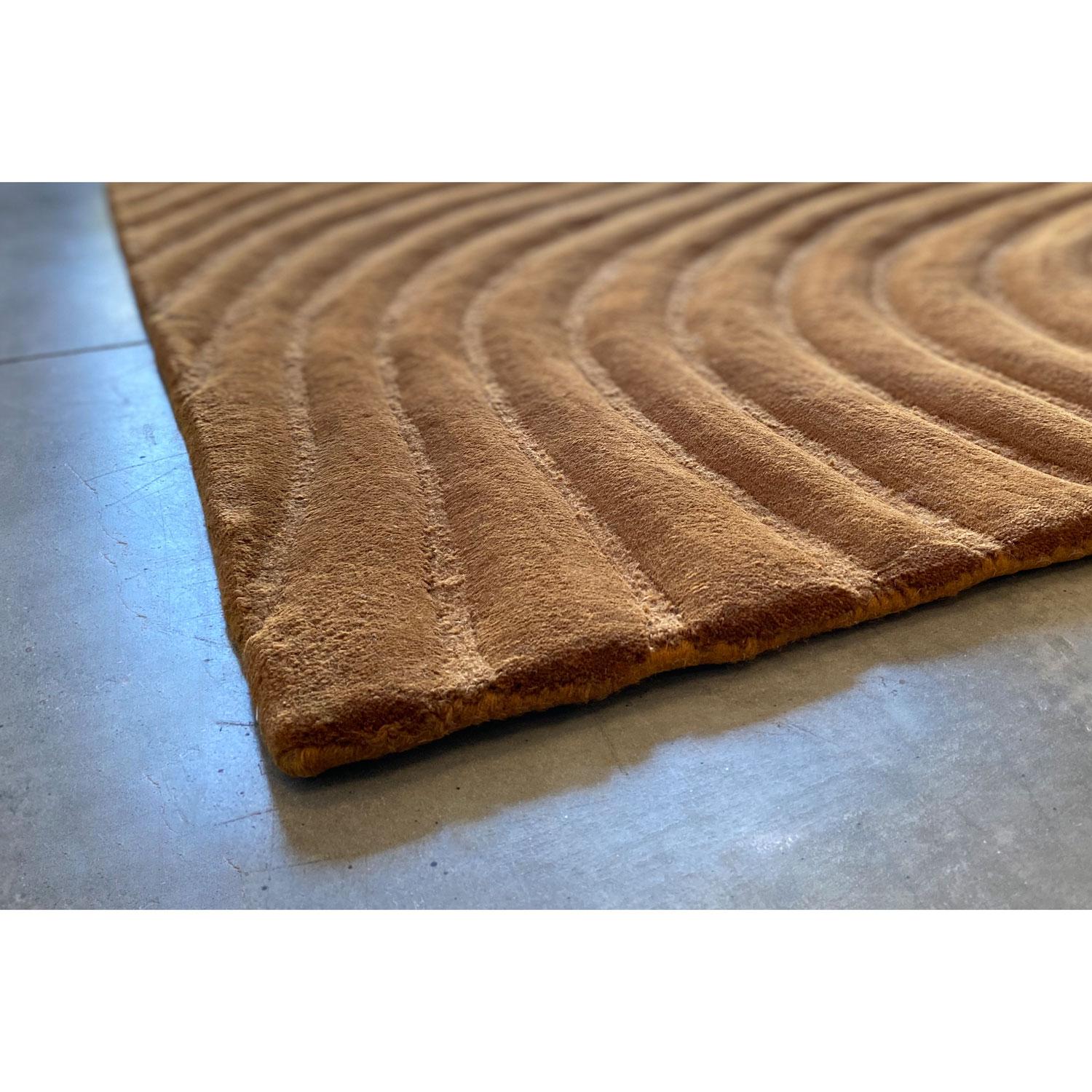 Hand-Carved 21st Cent Living Room Wool Warm Sandy Color Rug by Deanna Comellini 300x400 cm For Sale