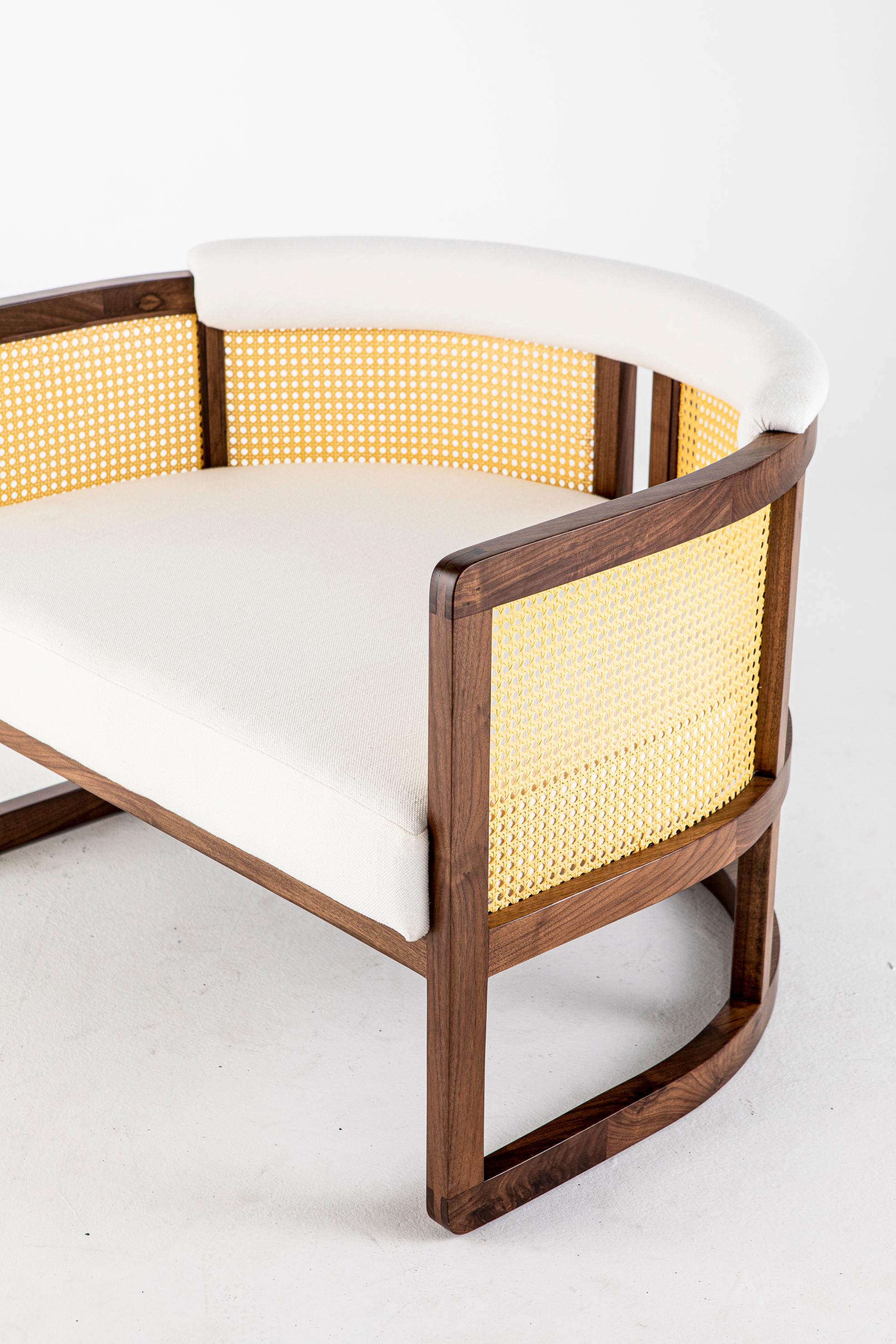 Sudafricano Sedia da salotto Livingston di Egg Designs in vendita