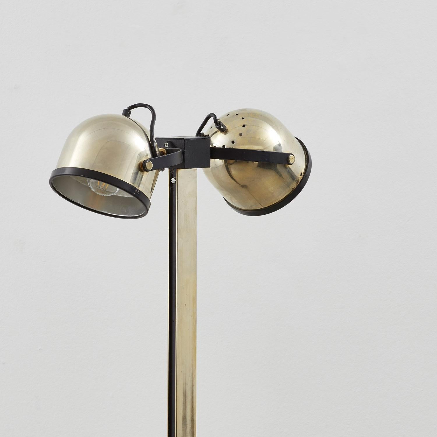 Livio Castiglioni & Gae Aulenti Trepiù floor lamp for Stilnovo - Italy, 1970s 3