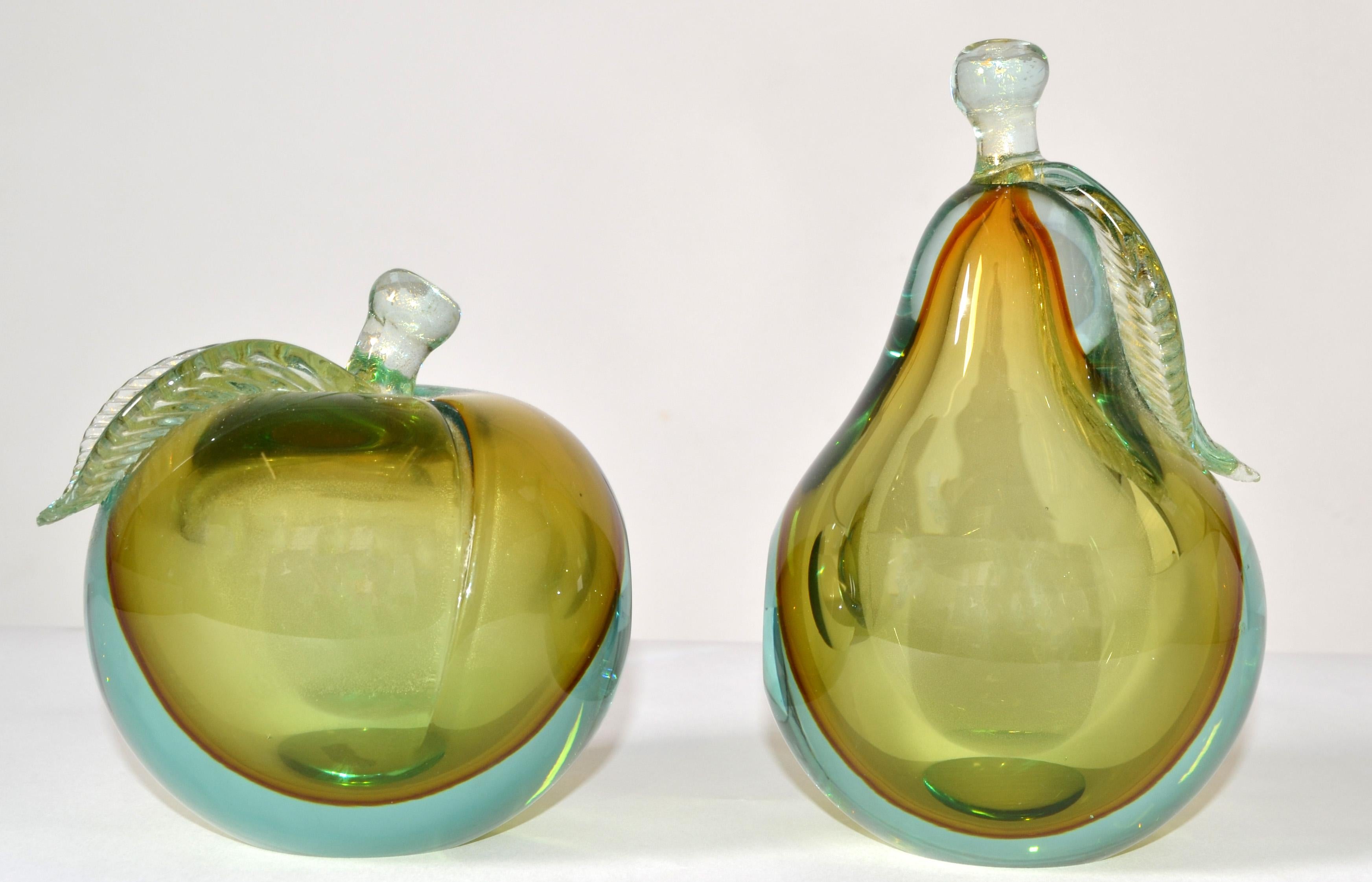 Livio Seguso Genuine Venetian Murano Italy Art Glass Apple and Pear Bookends 60s For Sale 7