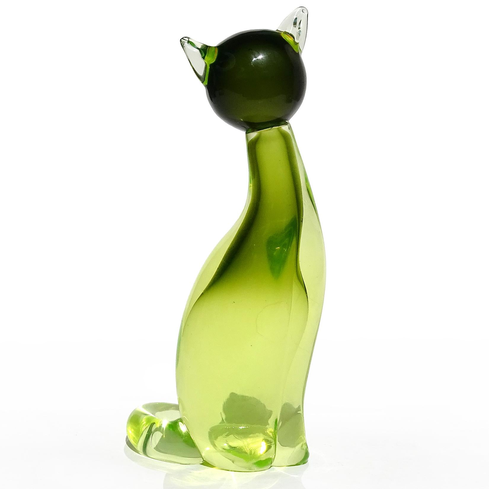 Mid-Century Modern Livio Seguso Murano Sommerso Uranium Green Italian Art Glass Kitty Cat Sculpture