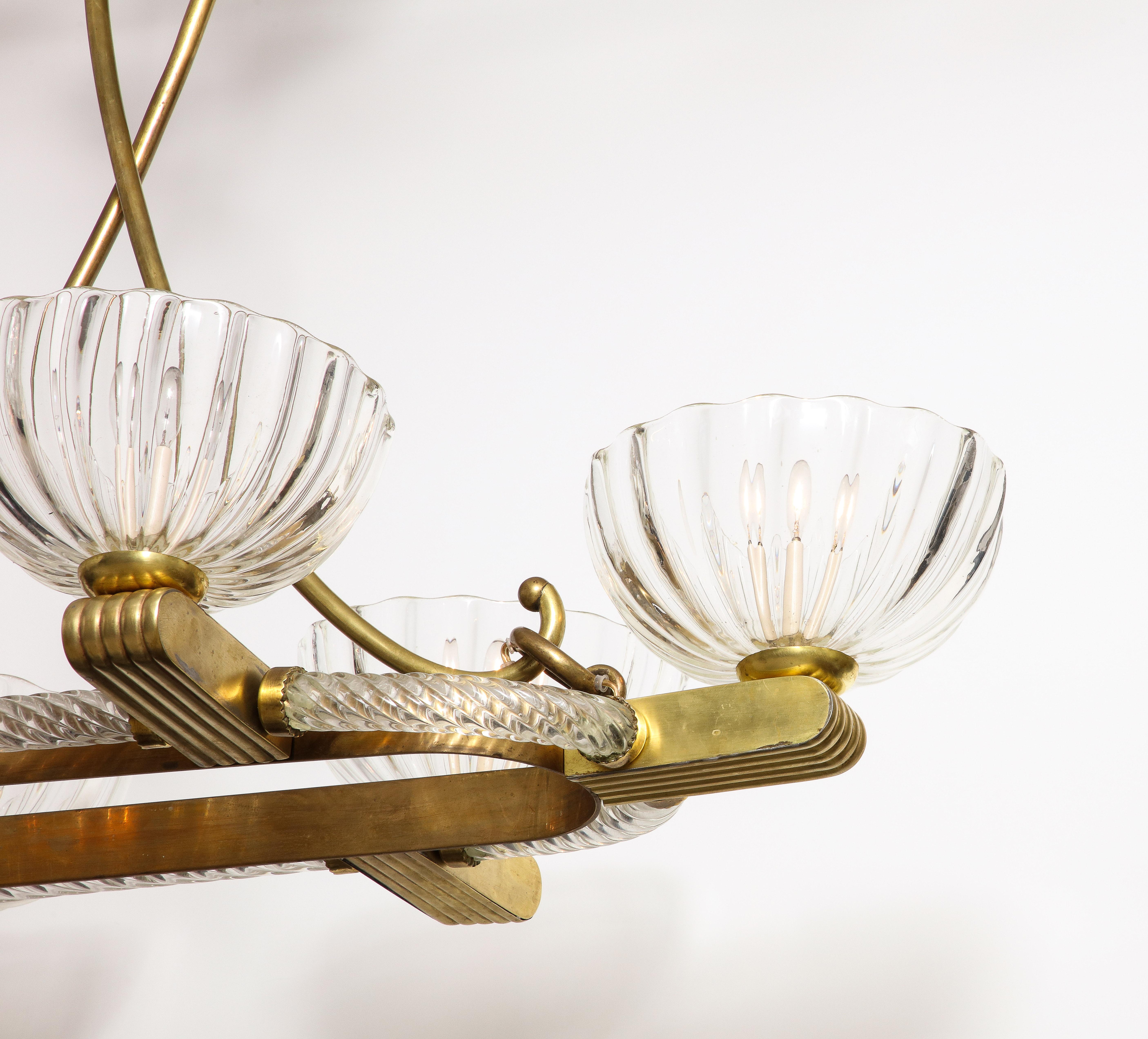 Livio Seguso Oval Mid-Century Six- Light Murano Glass and Brass Chandelier 6