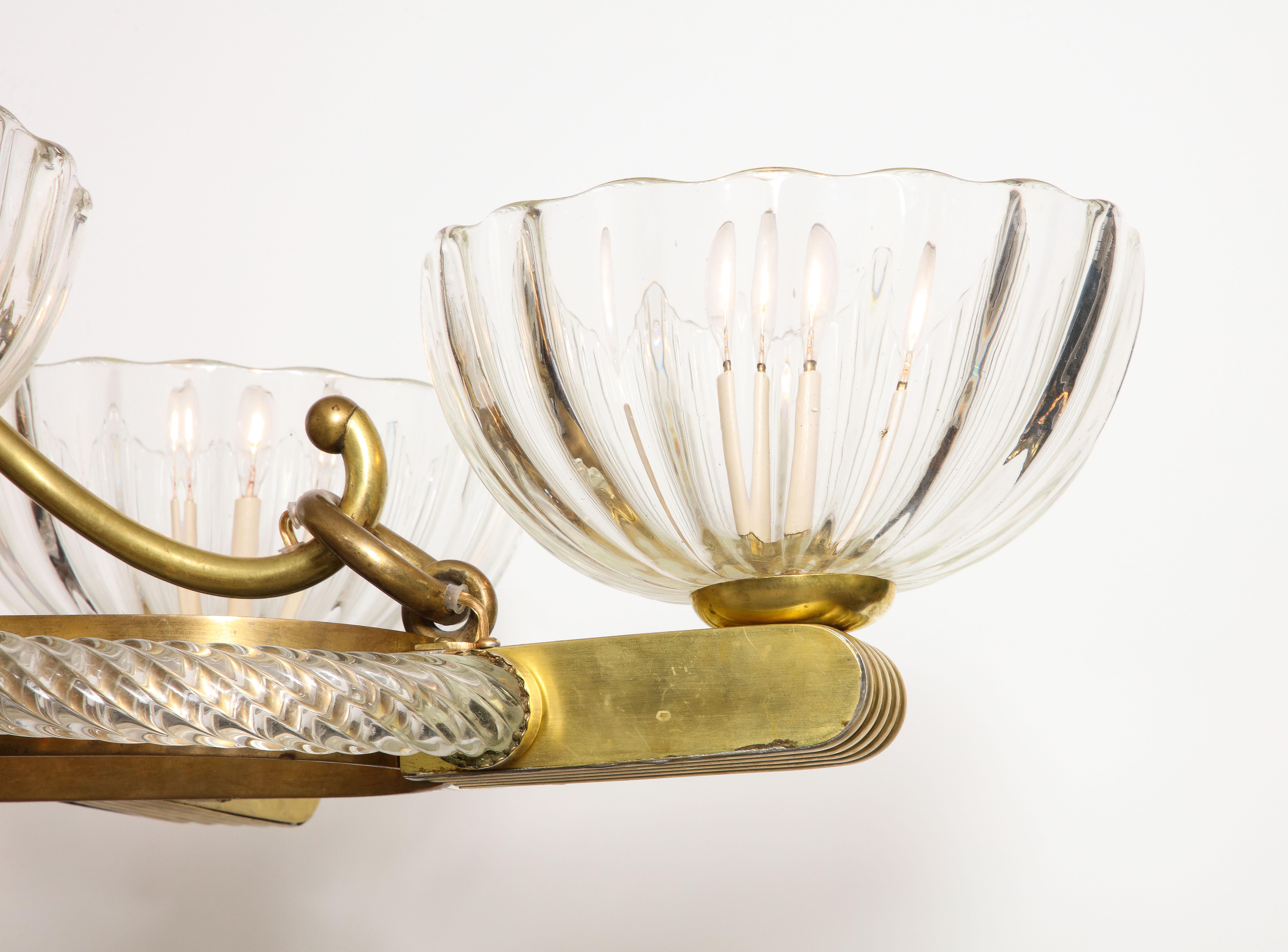 20th Century Livio Seguso Oval Mid-Century Six- Light Murano Glass and Brass Chandelier