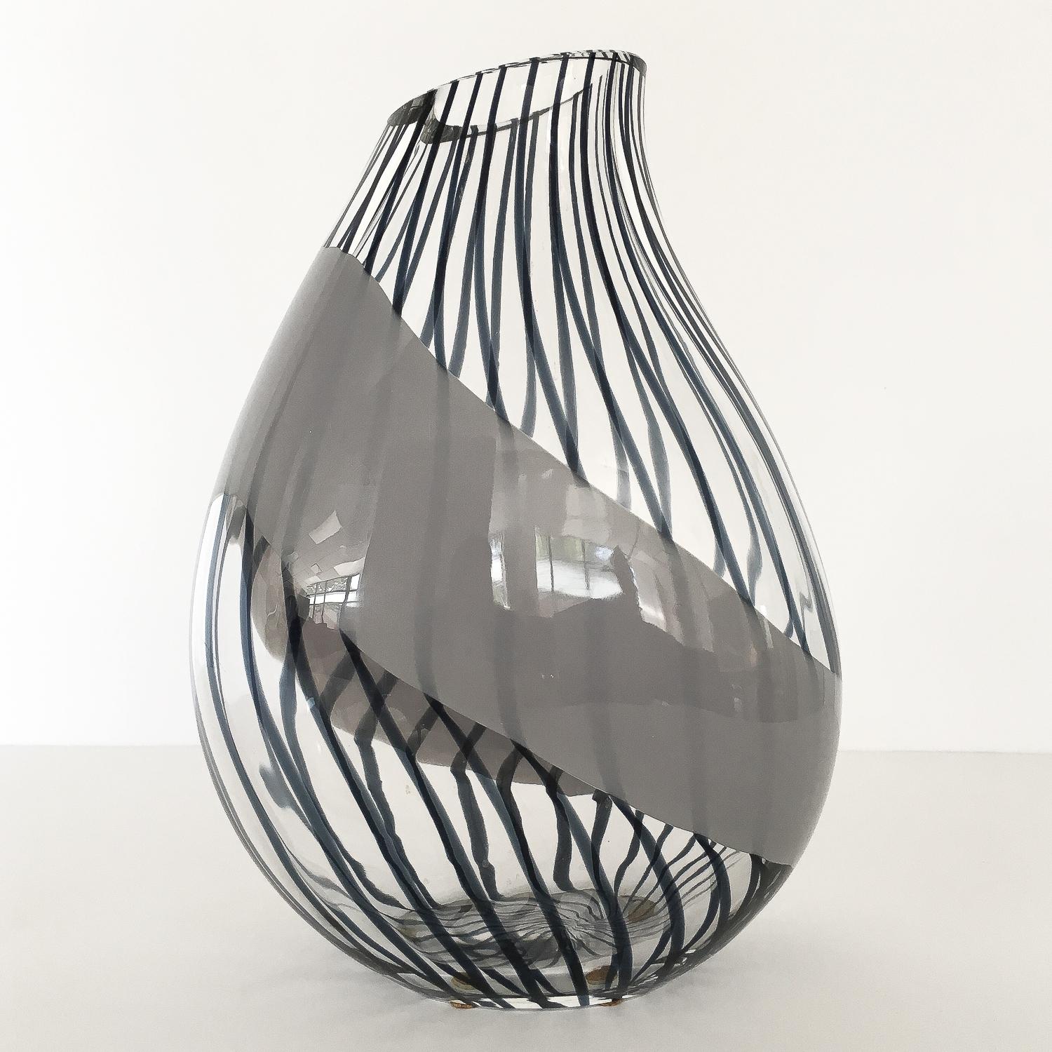 Mid-Century Modern Vase en verre d'art de Murano rayé Livio Seguso