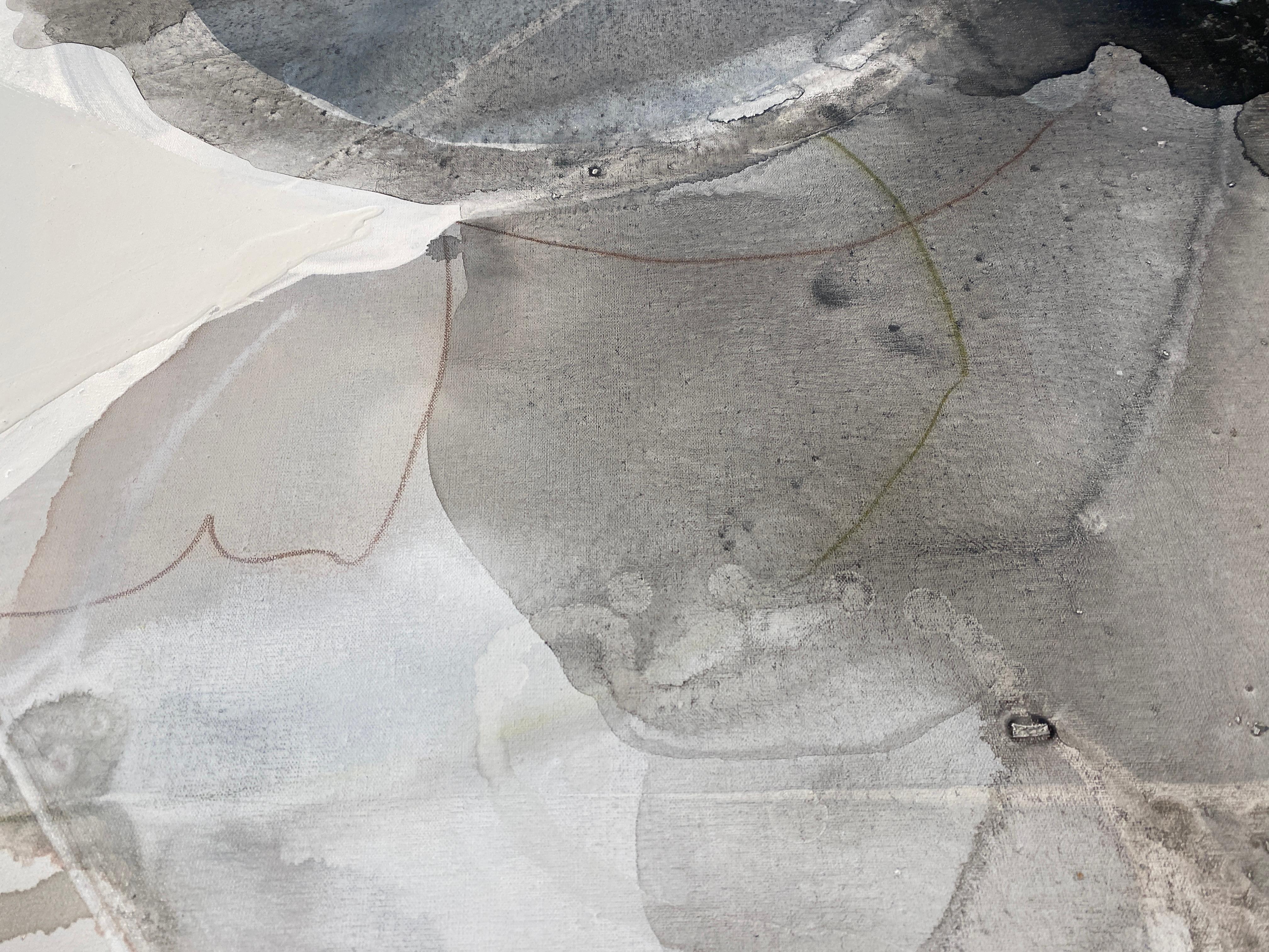 Water Blooms 8, grande dipinto astratto su tela, stratificato con colori monotoni - Painting Astratto di Liz Barber