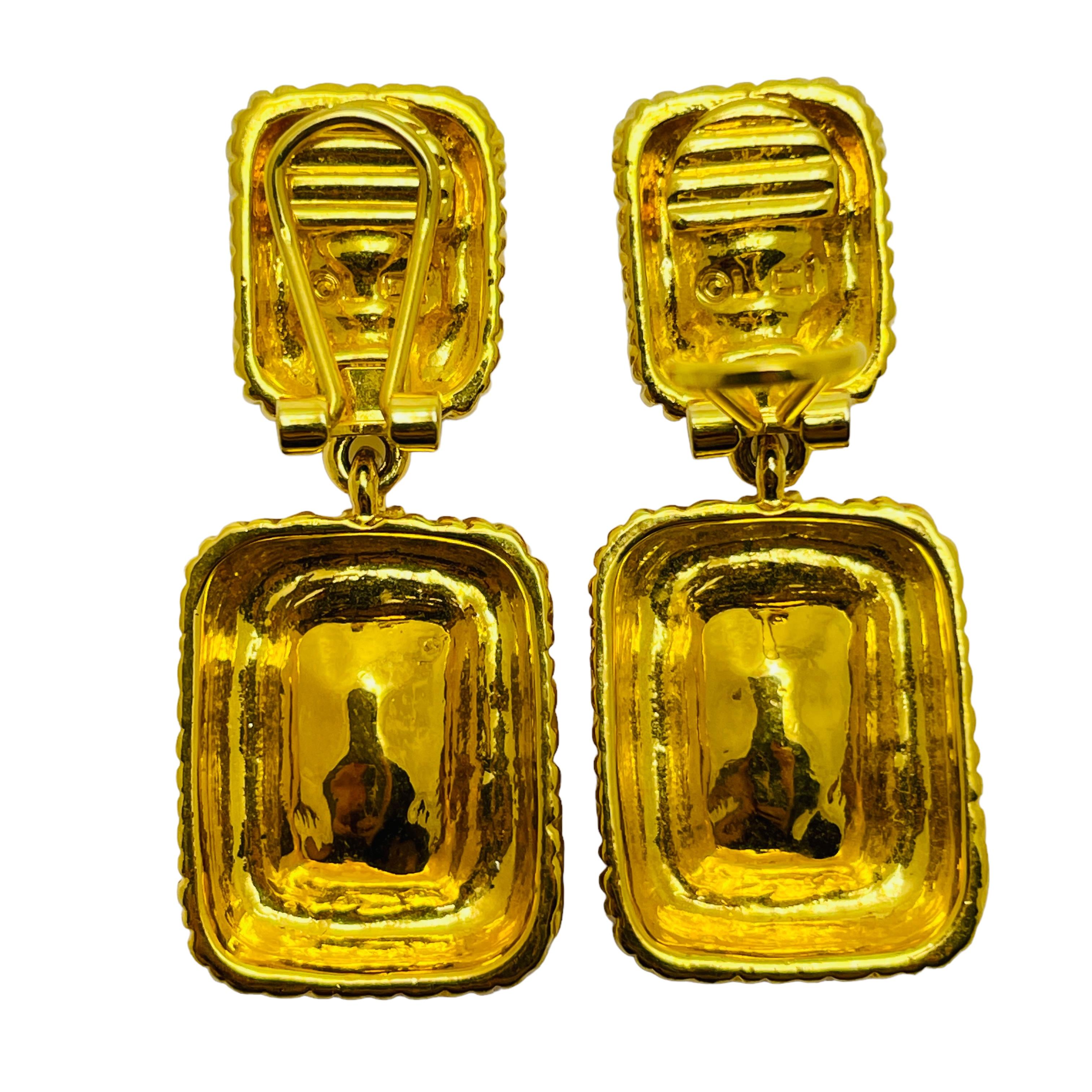 LIZ CLAIBORNE gold glass designer runway clip on earrings In Good Condition For Sale In Palos Hills, IL