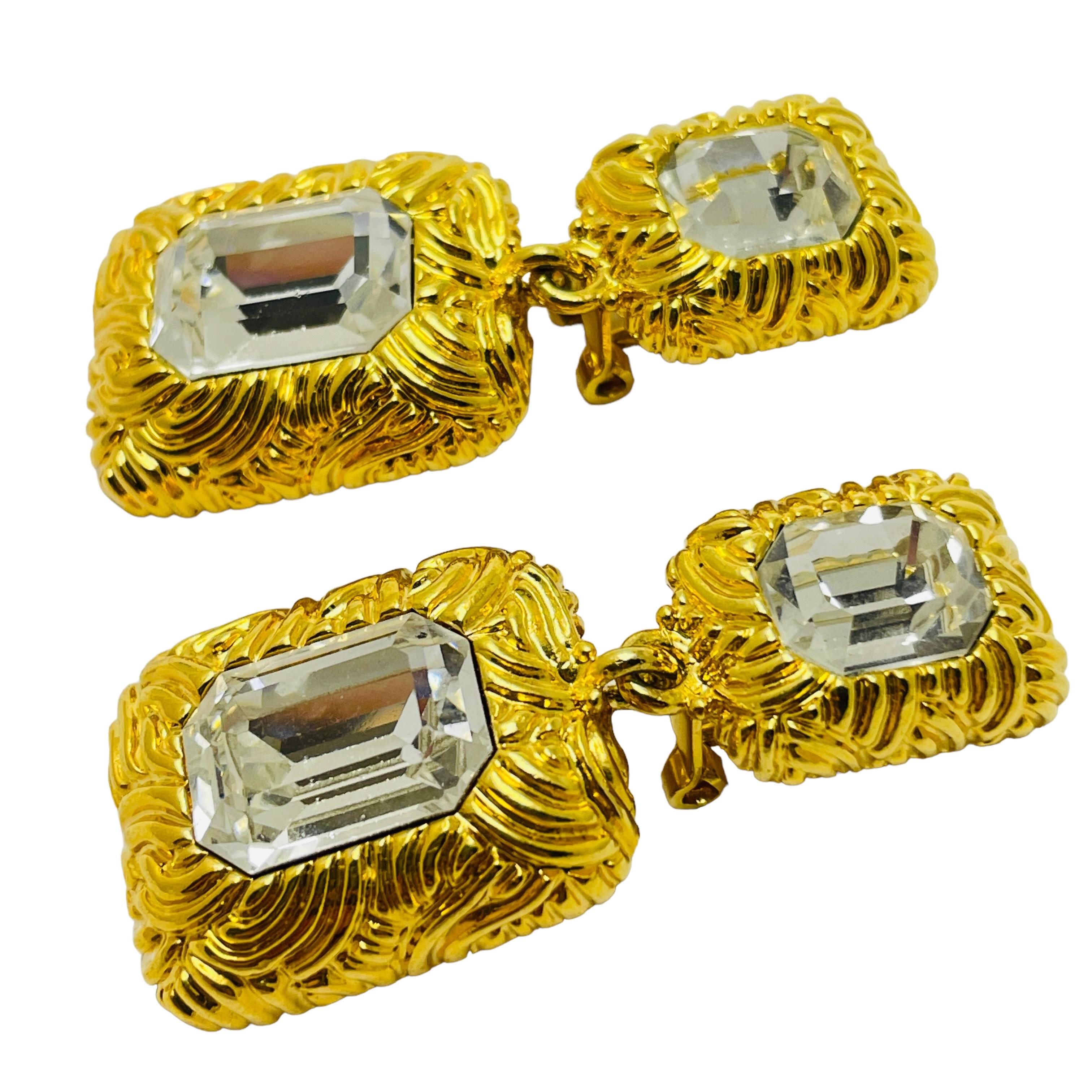 Women's or Men's LIZ CLAIBORNE gold glass designer runway clip on earrings For Sale