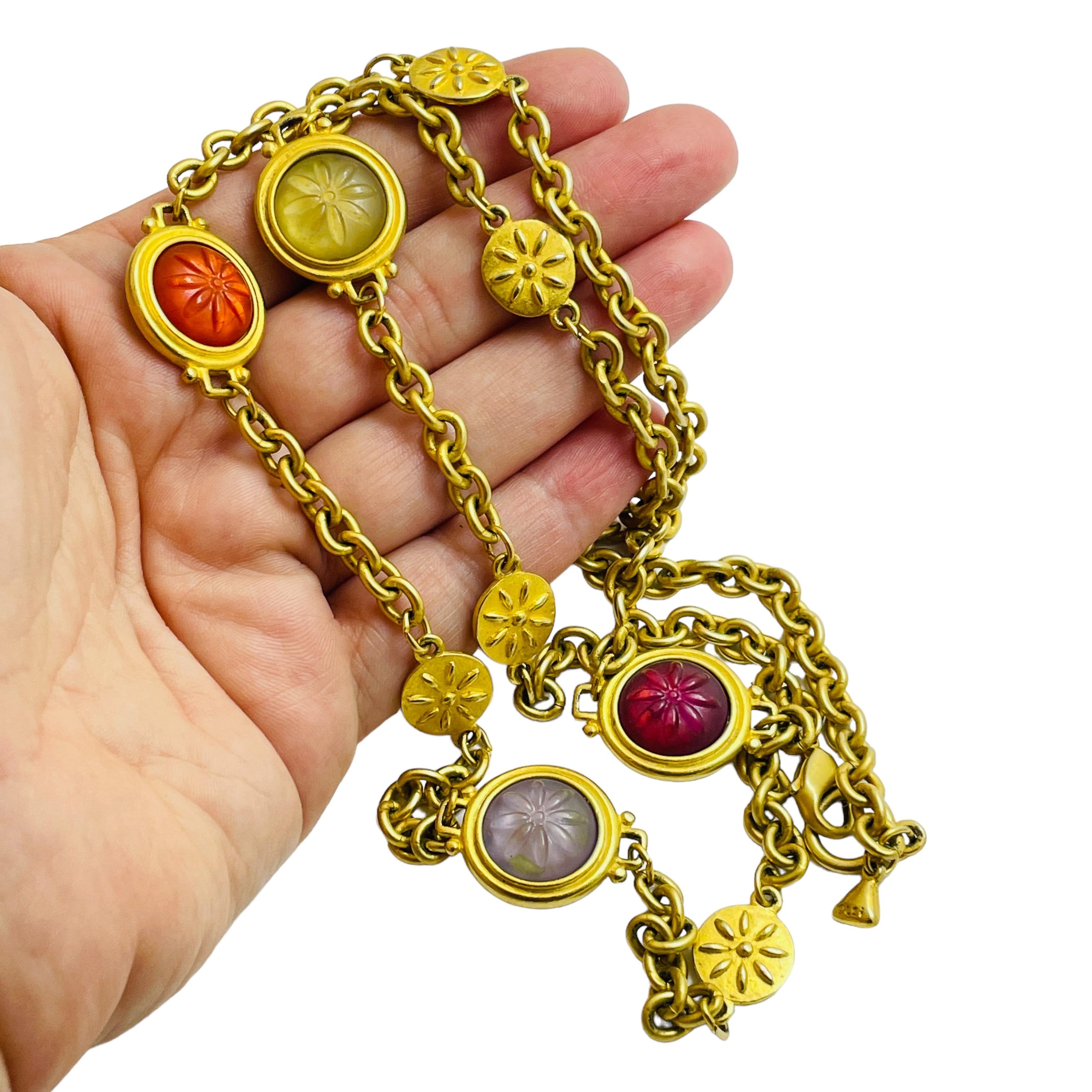 Donna Liz Claiborne, collana firmata con catena d'oro e gioiello in vetro in vendita