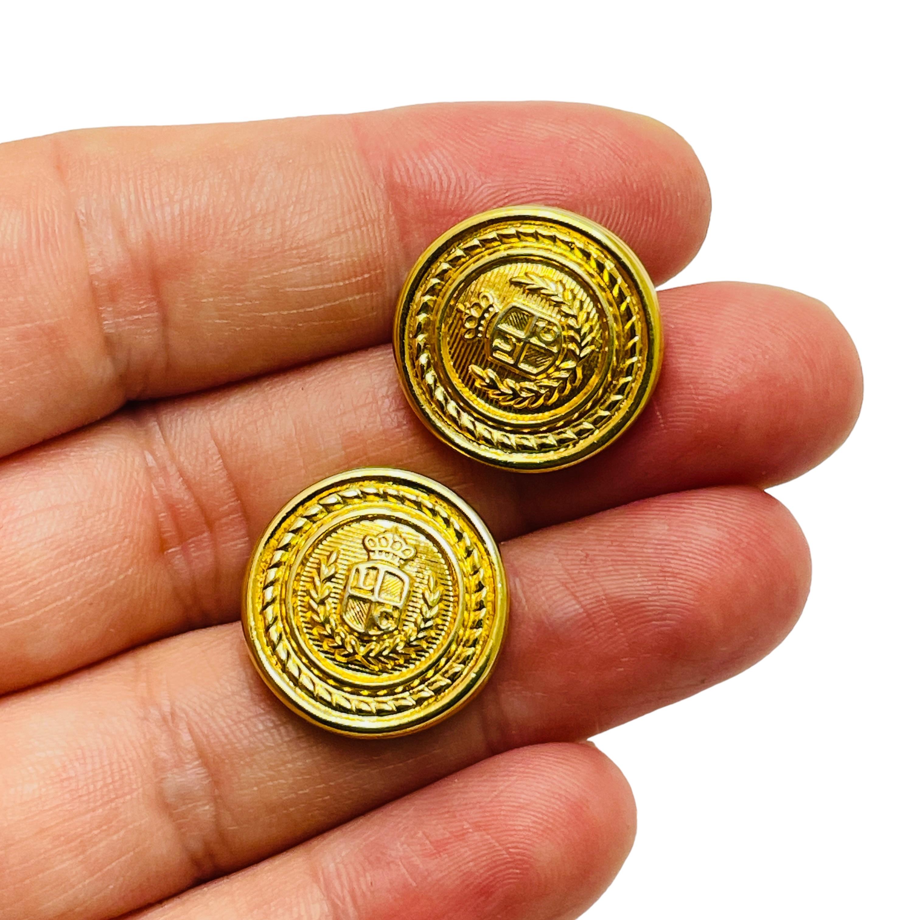 Women's LIZ CLAIBORNE signed gold designer pierced earrings For Sale