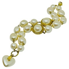 LIZ CLAIBORNE signed vintage gold tone faux pearl heart designer beaded bracelet
