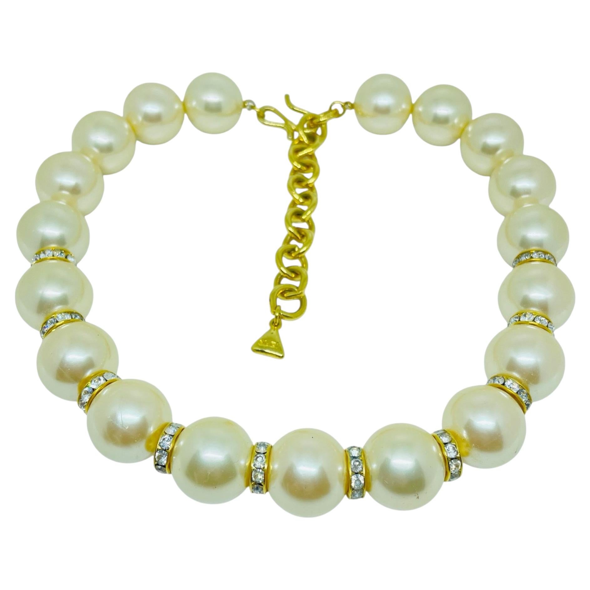 Pre-owned Liz Claiborne Signed Vintage Gold Tone Pearls Crystals Designer Choker Necklace In Multi