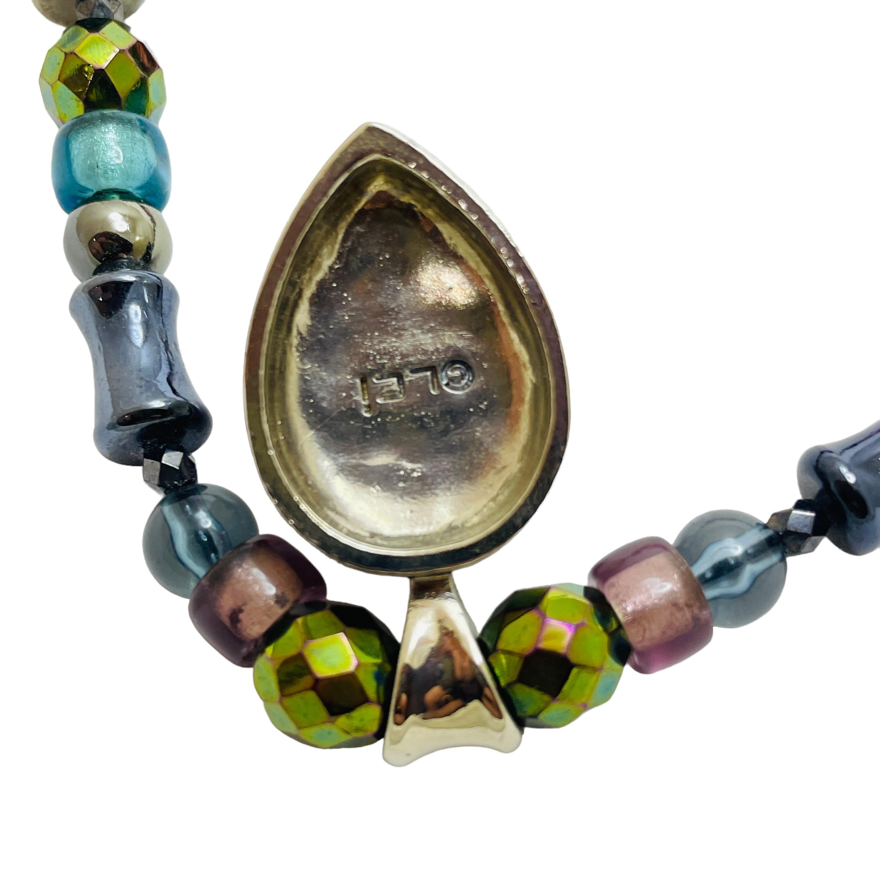 LIZ CLAIBORNE - Collana con perline di vetro in tono d'argento In condizioni buone in vendita a Palos Hills, IL