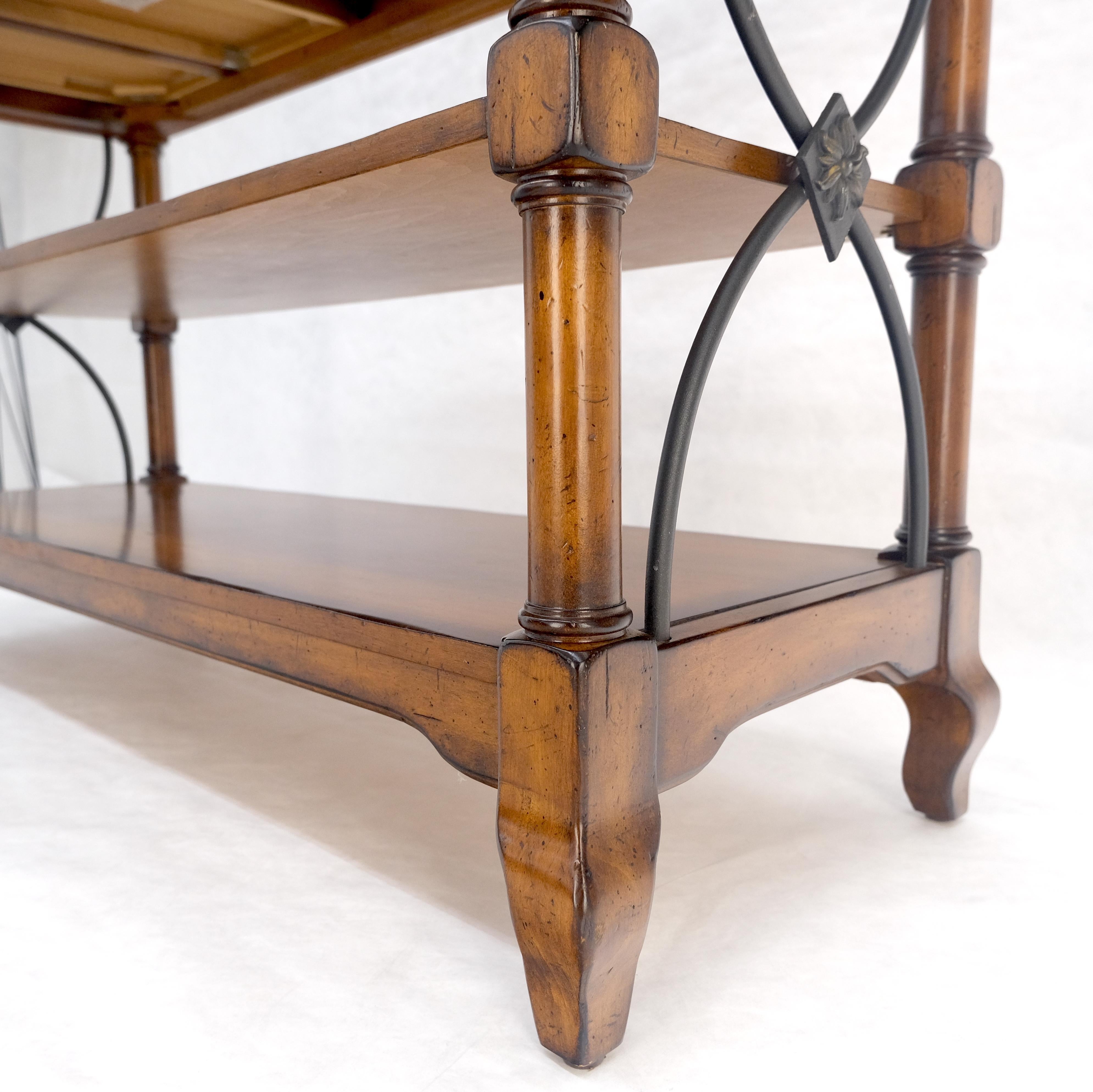 Liz Coloni spagnola 2 cassetti 3 livelli credenza in legno di frutta server MINT in vendita 10