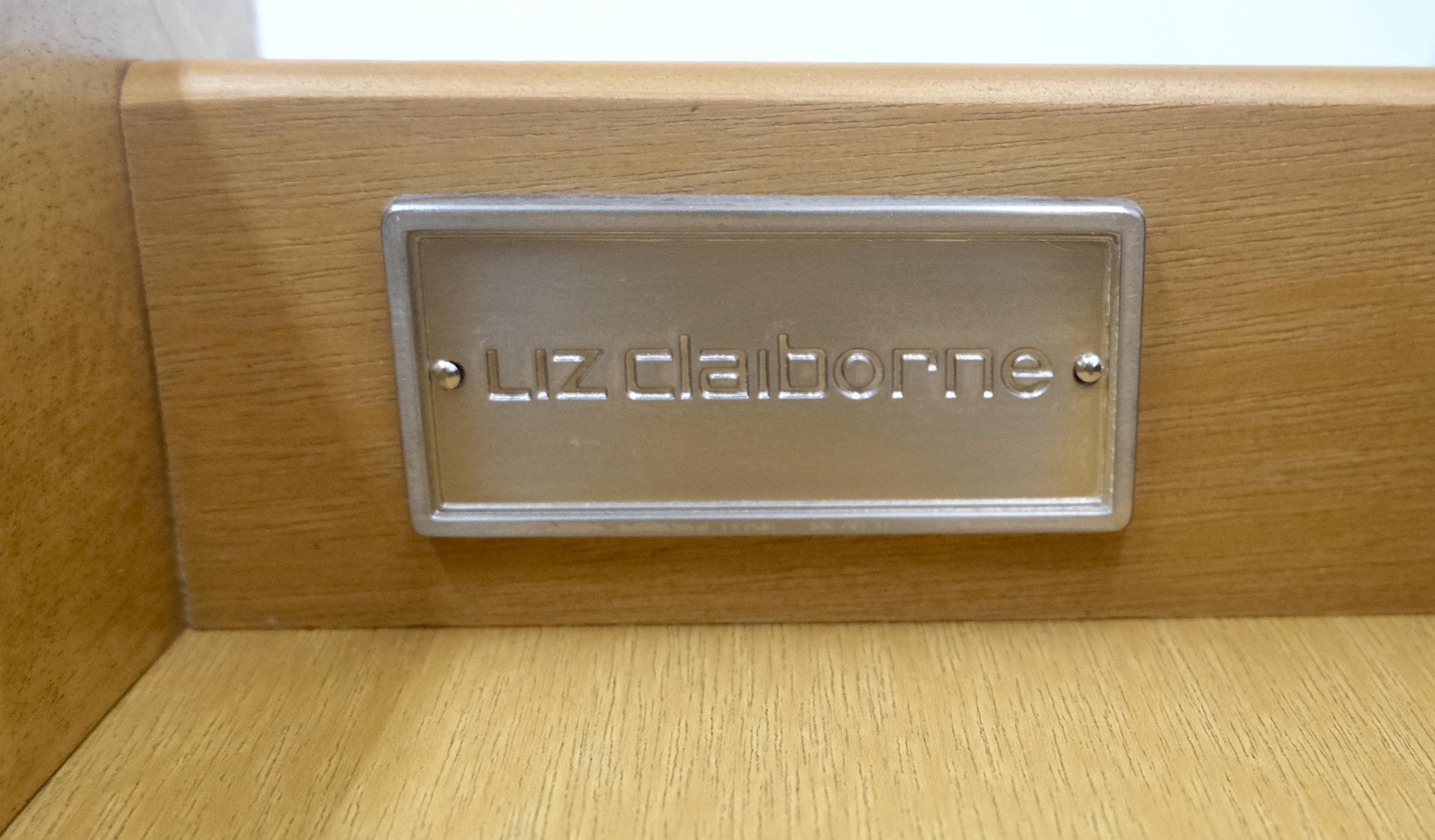 Liz Coloni spagnola 2 cassetti 3 livelli credenza in legno di frutta server MINT in vendita 13