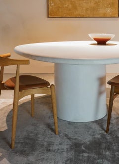 Liz Tables Boulder Shape Dining Table Natural Plaster in Microtopping