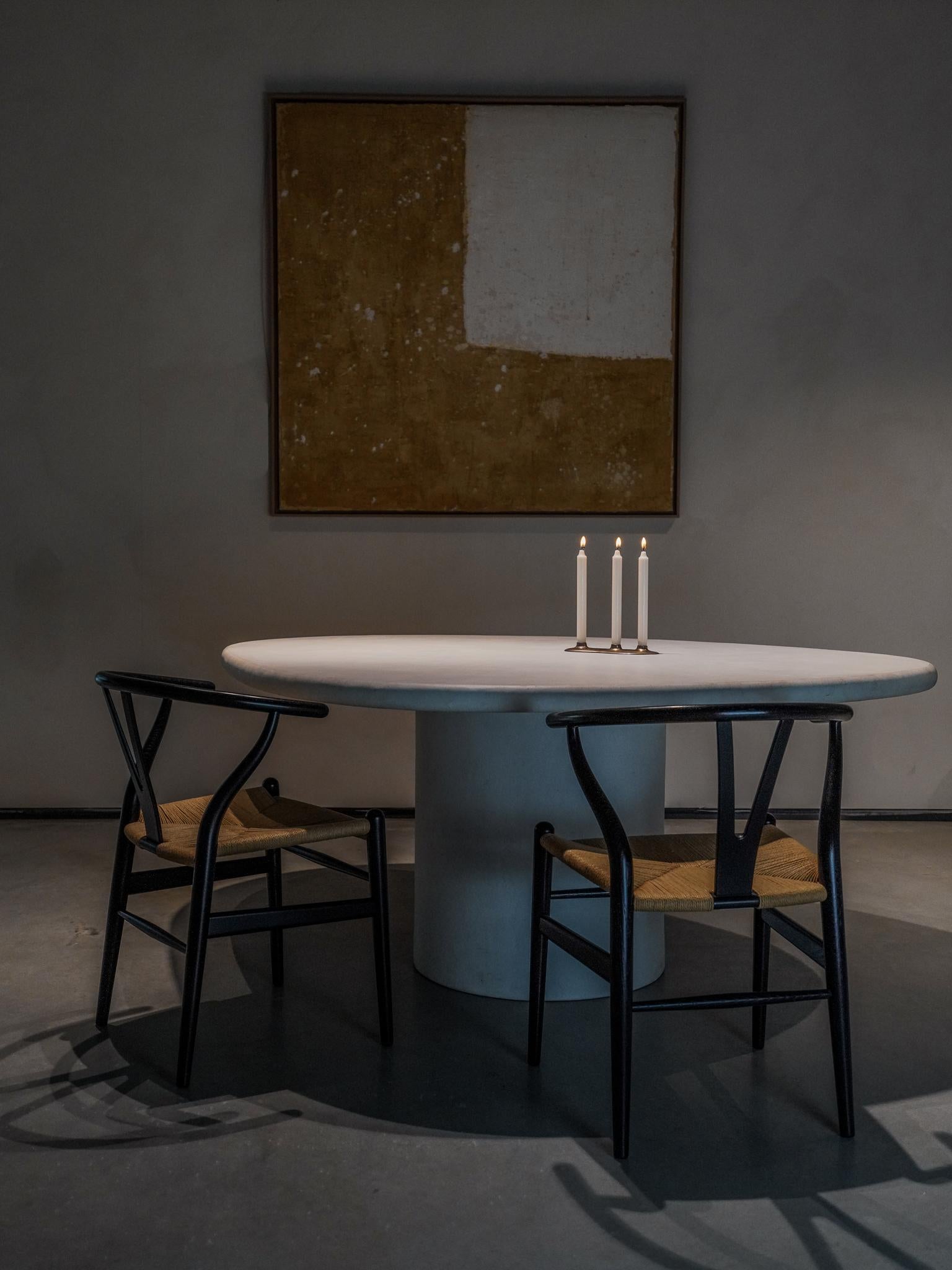 Liz Tables Mesa de Comedor con Forma de Boulder Yeso Natural en Mortex Cemento