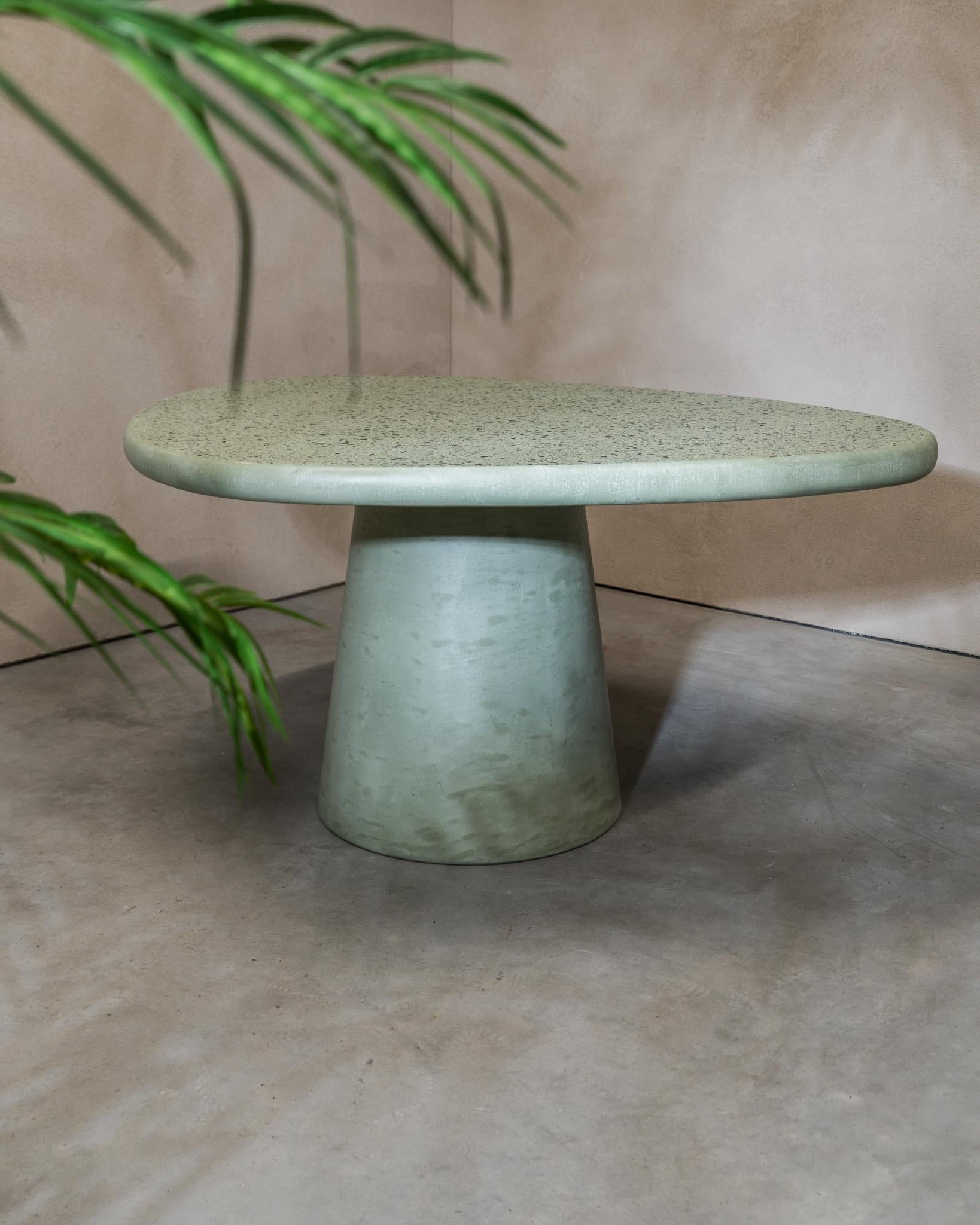 Arts and Crafts Liz Tables Table de salle à manger Terrazzo en forme de bloc vert en vente
