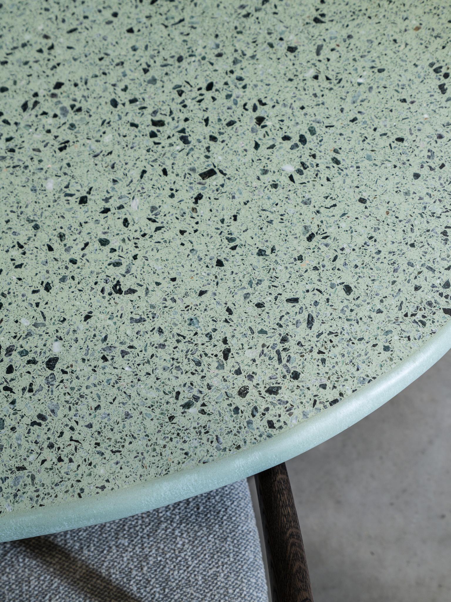 Liz Tables Table de salle à manger Terrazzo en forme de bloc vert Neuf - En vente à Nijlen, BE