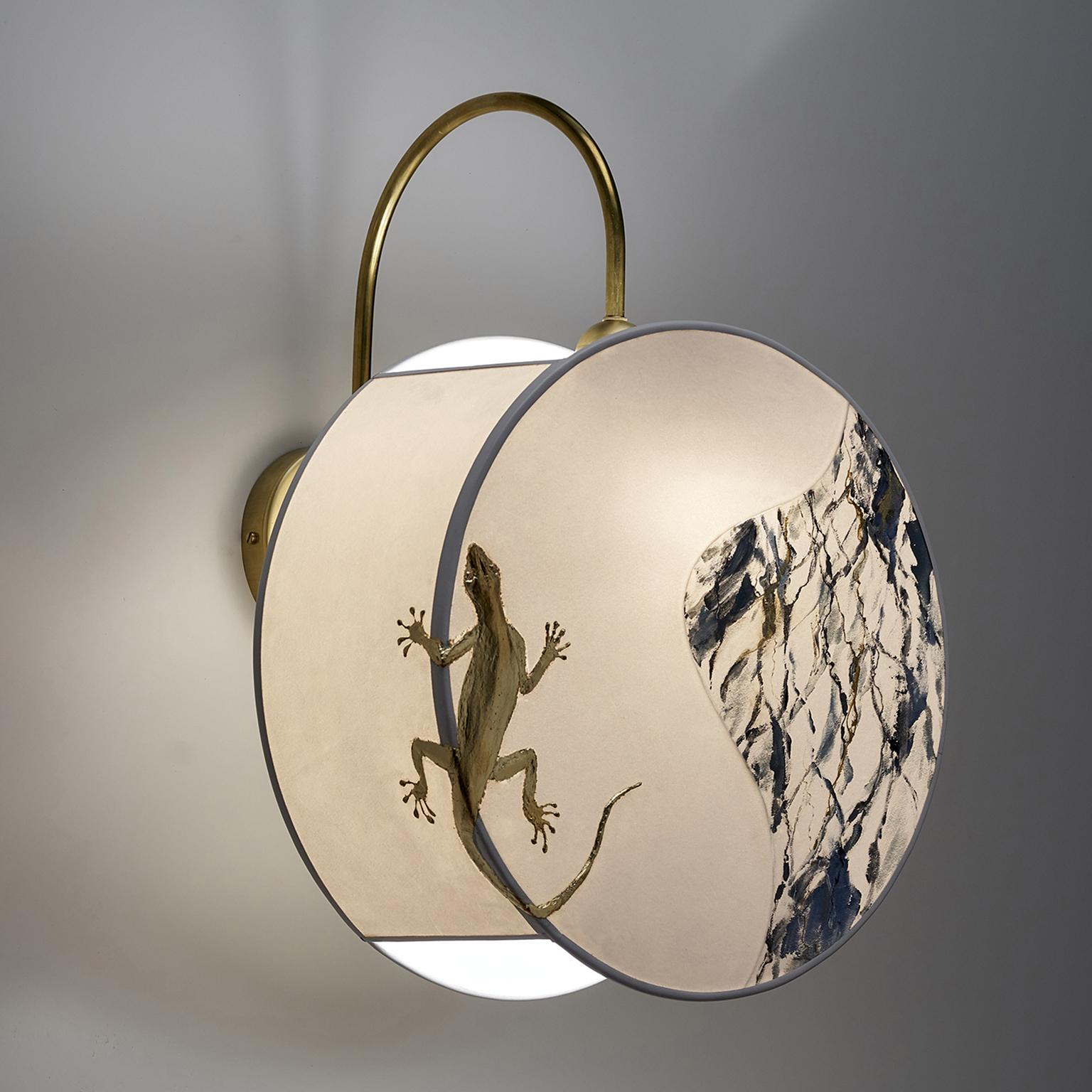 Lizard Pattern Sconce Lamps Handmade Velvet and Brass In New Condition For Sale In Campolongo Maggiore, IT