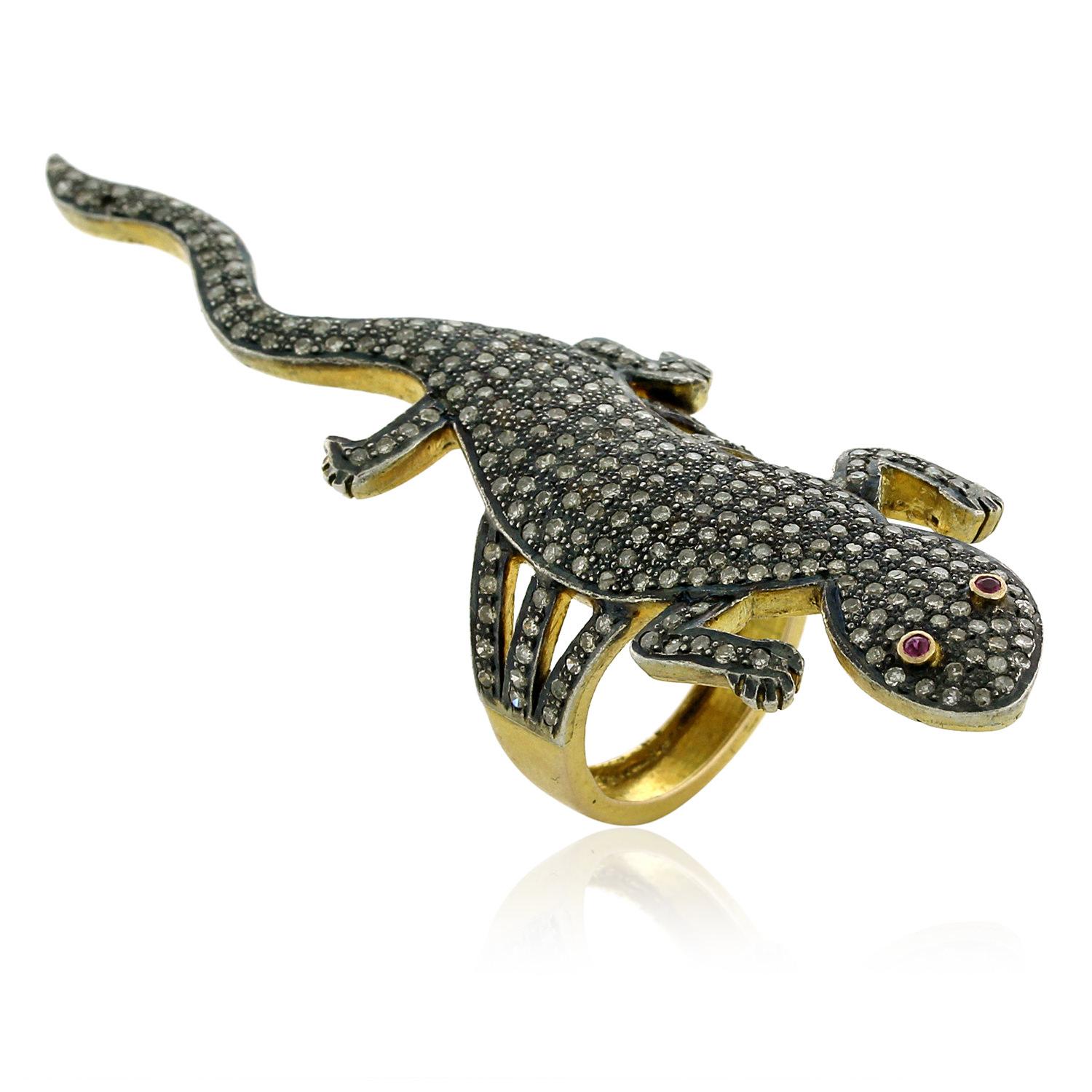 Lizard Shaped Pave Diamond Ring With Ruby Eyes Made In 14k Yellow Gold & Silver In New Condition For Sale In New York, NY