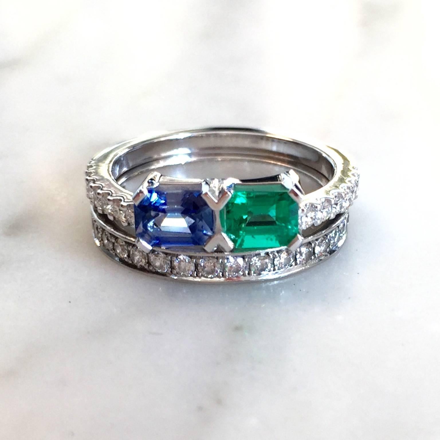 Contemporary Lizunova Sapphire, Emerald & Diamond Ring in 18 karat White Gold For Sale
