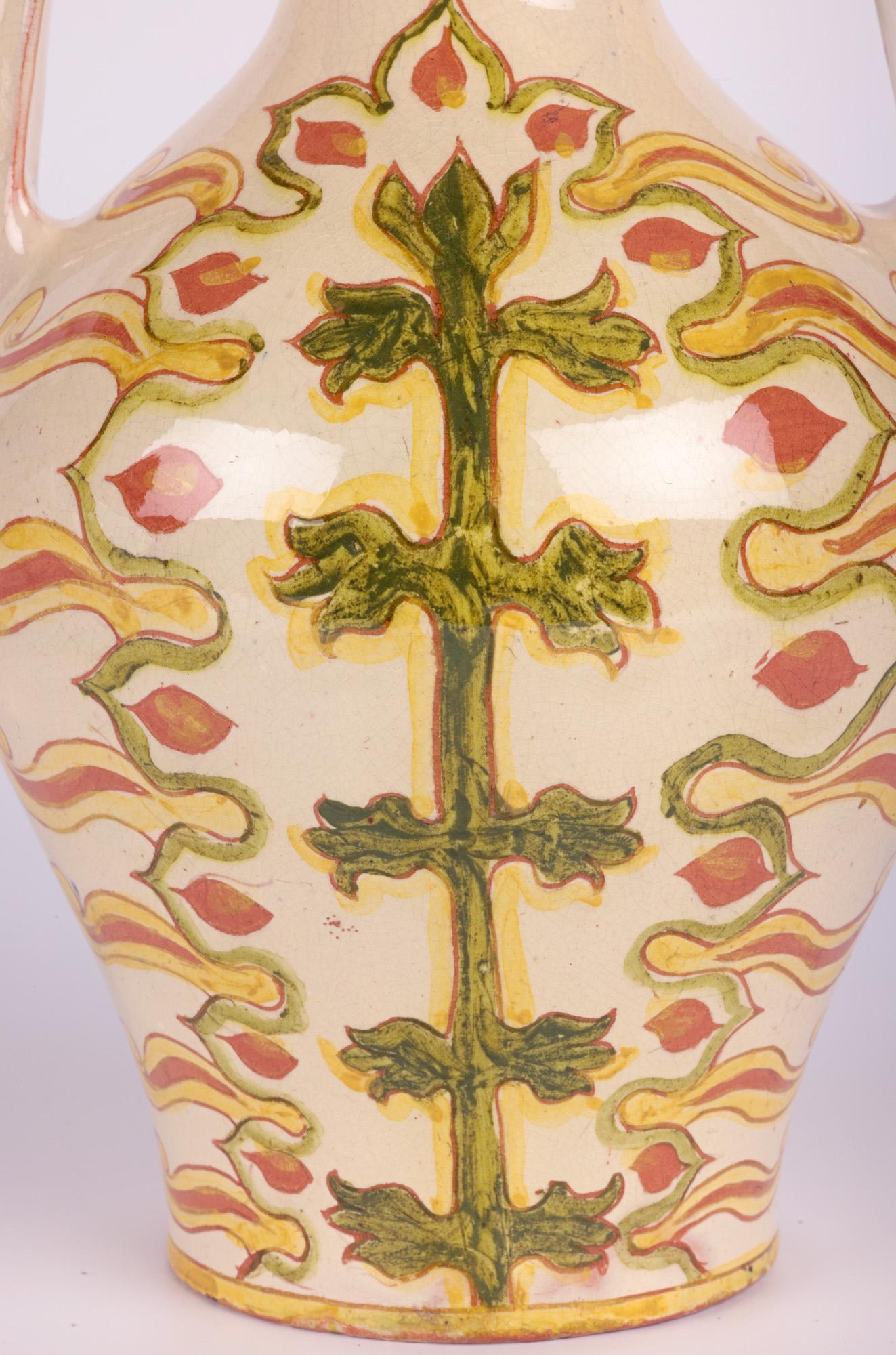 Lizzie Wilkins Della Robbia Birkenhead Arts & Crafts-Vase (Arts and Crafts) im Angebot