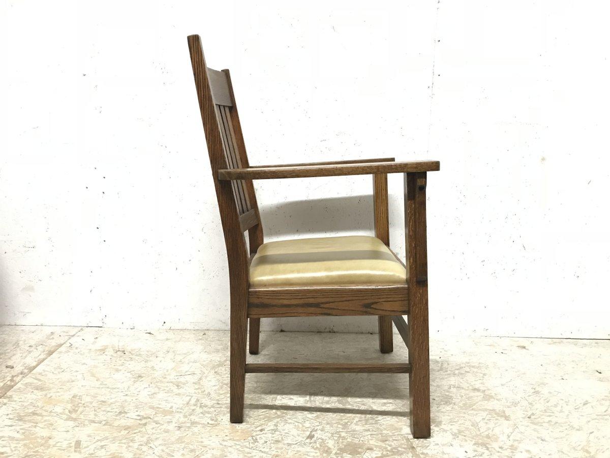 Arts and Crafts L&JG Stickley Arts & Crafts Oak Arm Chair with Curved Back & Shaped Arm Supports For Sale