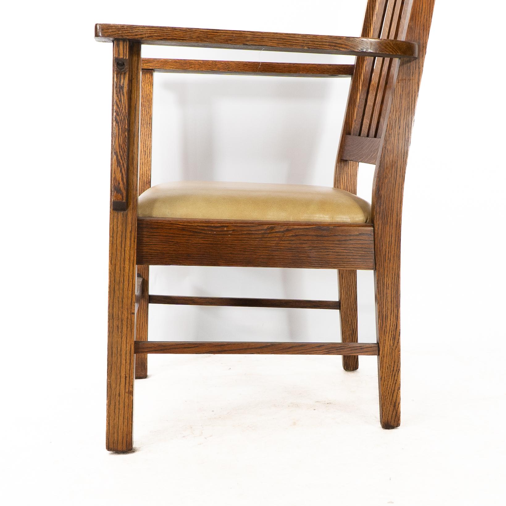 L&JG Stickley Arts & Crafts oak armchair with curved back & shaped arm supports For Sale 1