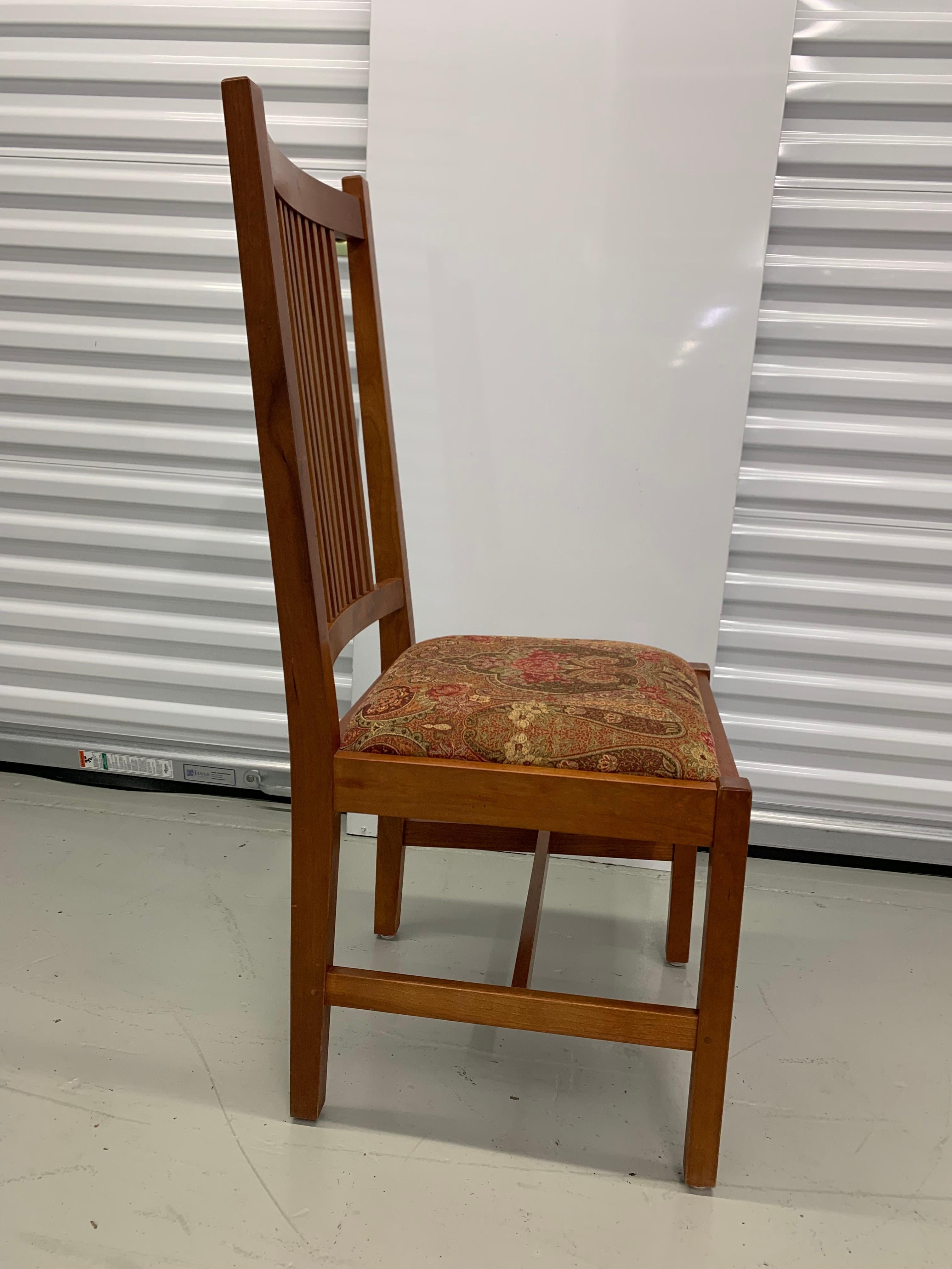20th Century L. & J.G Stickley Spindle Armchair and Dining Chairs, Set of 10 For Sale