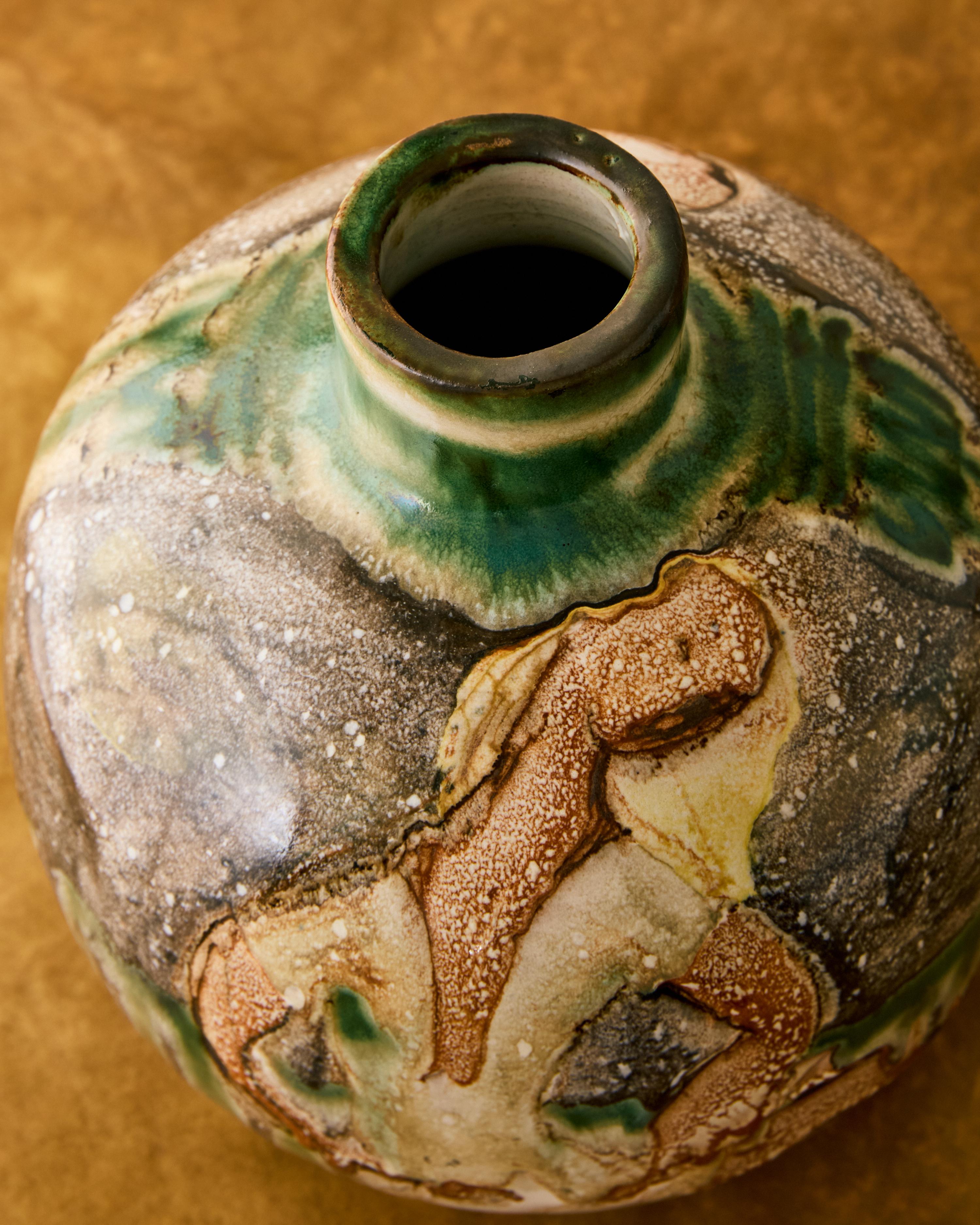 Ljuba Naumovitch/Atelier Du Grand Chene Jarrón de cerámica esmaltada mediados del siglo XX en venta