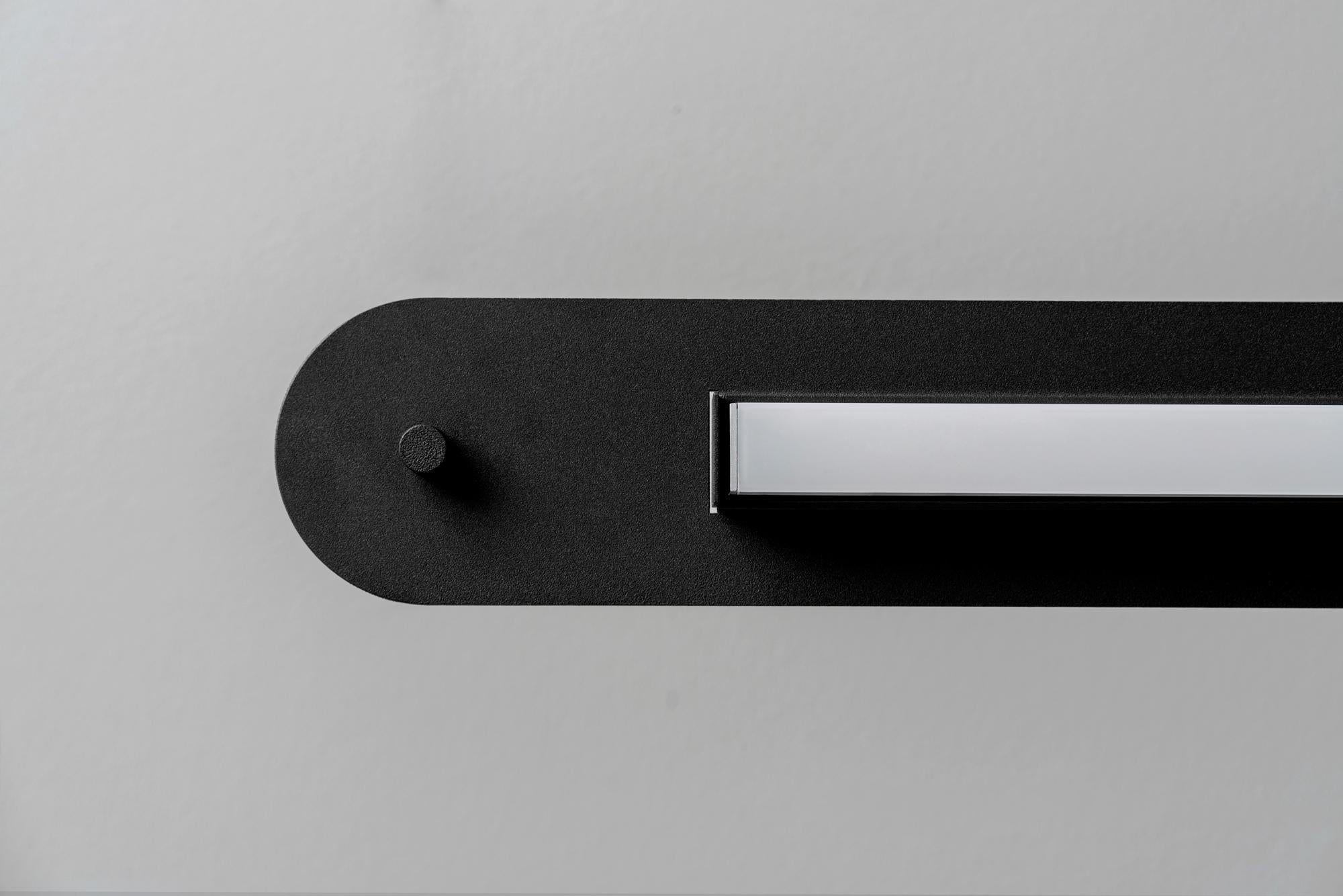 Verniciatura a polvere Lampada a sospensione LL2 Black di +kouple in vendita