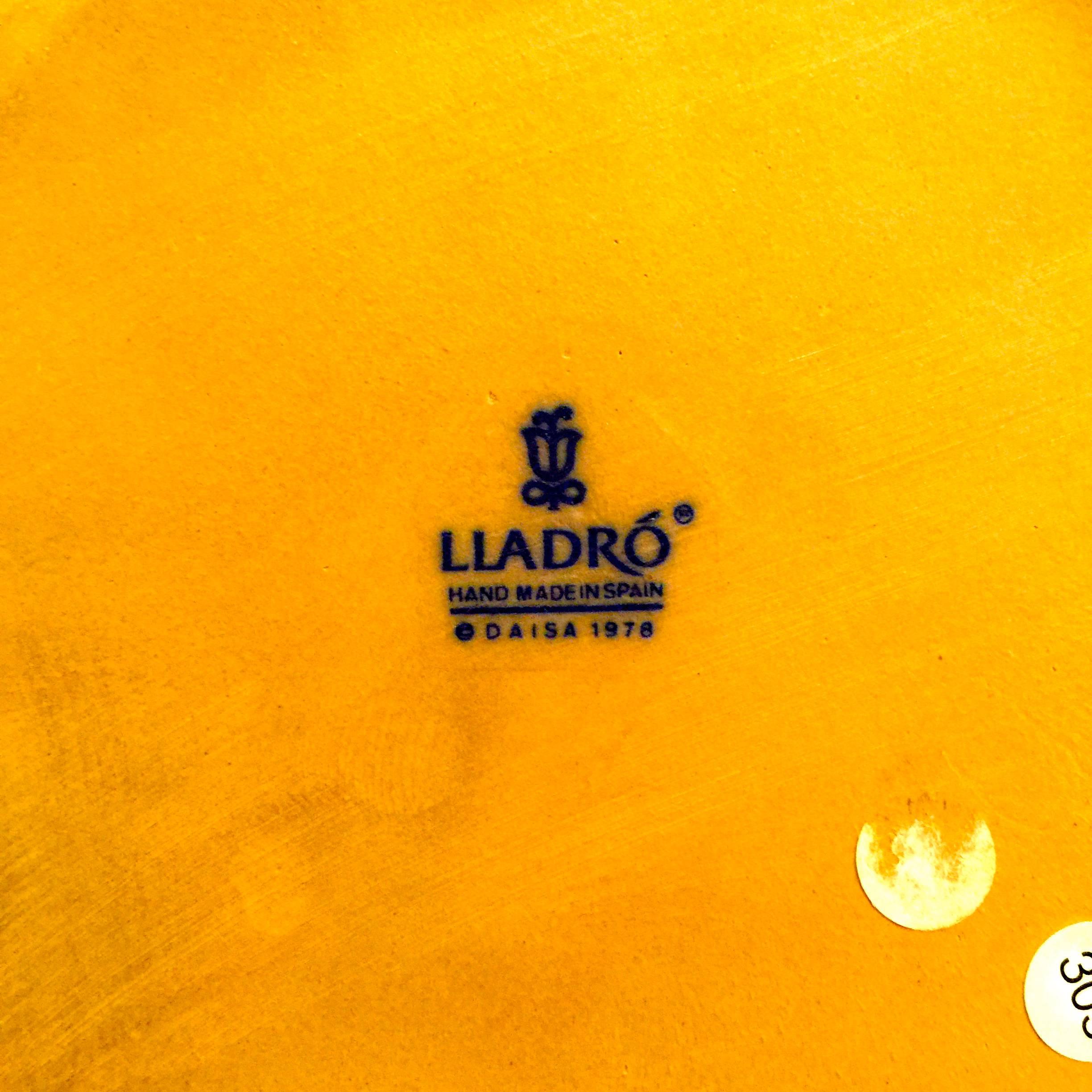 Late 20th Century LLADRÓ Spanish Ceramics Tanned 