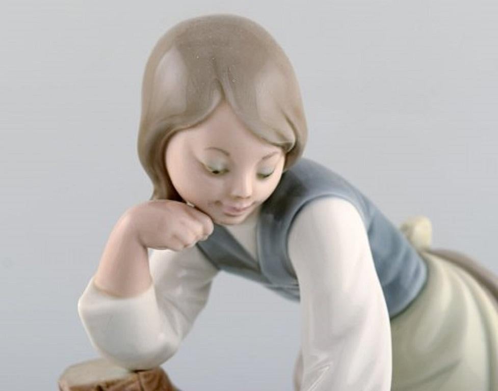 Lladro and Nao, Spain, Three Porcelain Figurines, Young Girls with Farm Animals In Good Condition In Copenhagen, DK