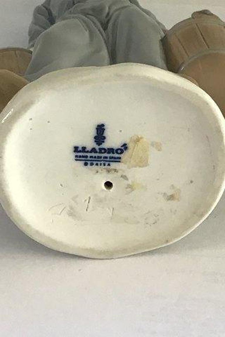 Lladro, Ragazzo olandese con bacchette da latte, n. 4811 In condizioni buone in vendita a Copenhagen, DK