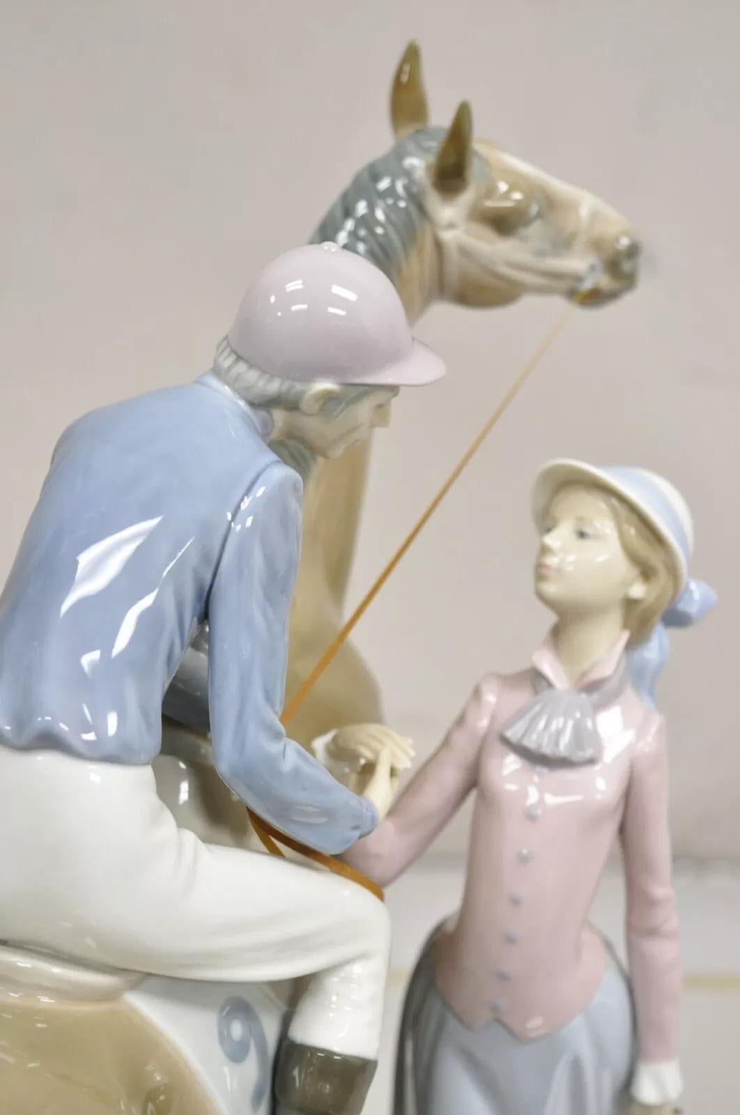 Lladro Figurilla Jockey con Lass #5036 Caballo de carreras Día del Derby Dama c/Parasol 1979 Desconocido en venta